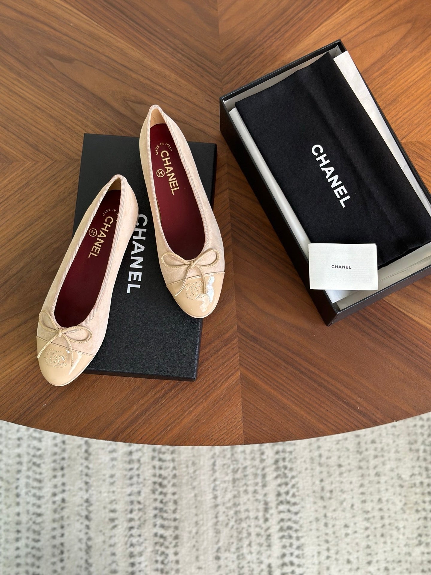 CC 26s Ballet Flat Khaki Suede Glossy Leather 938103
