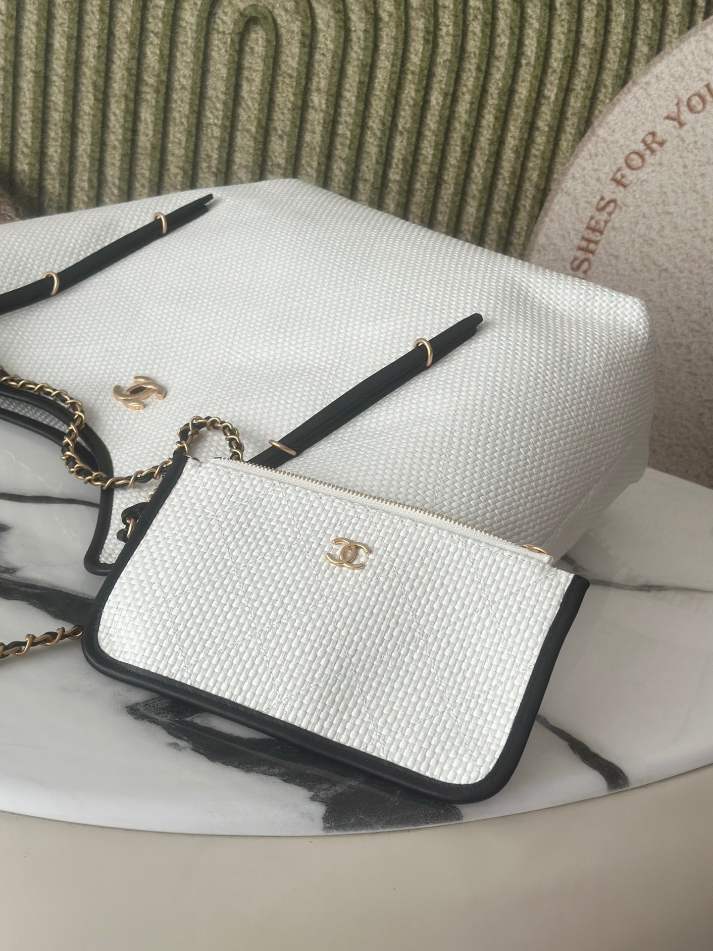 CC Maxi Hobo Bag 43cm White Straw Leather