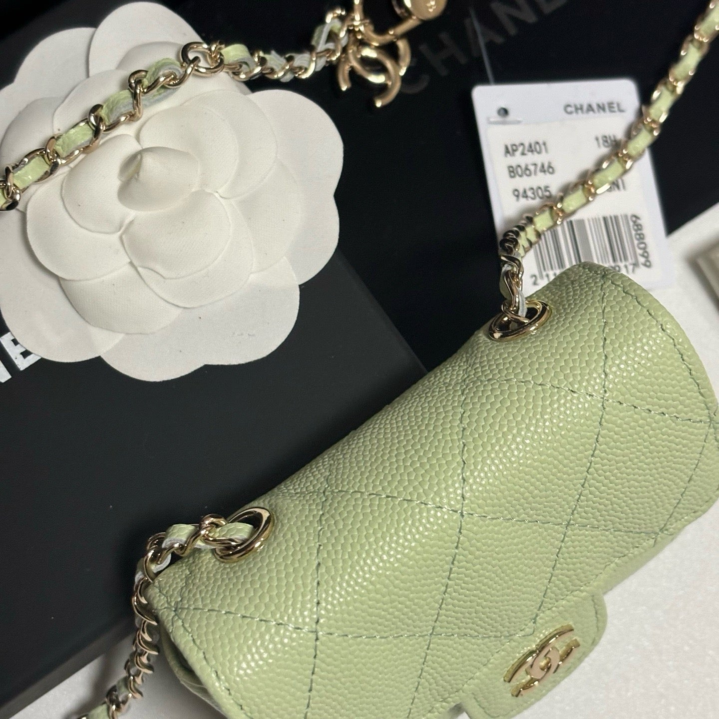 CC 26s Waist Belt Bag Chain Mint Green Caviar 212339