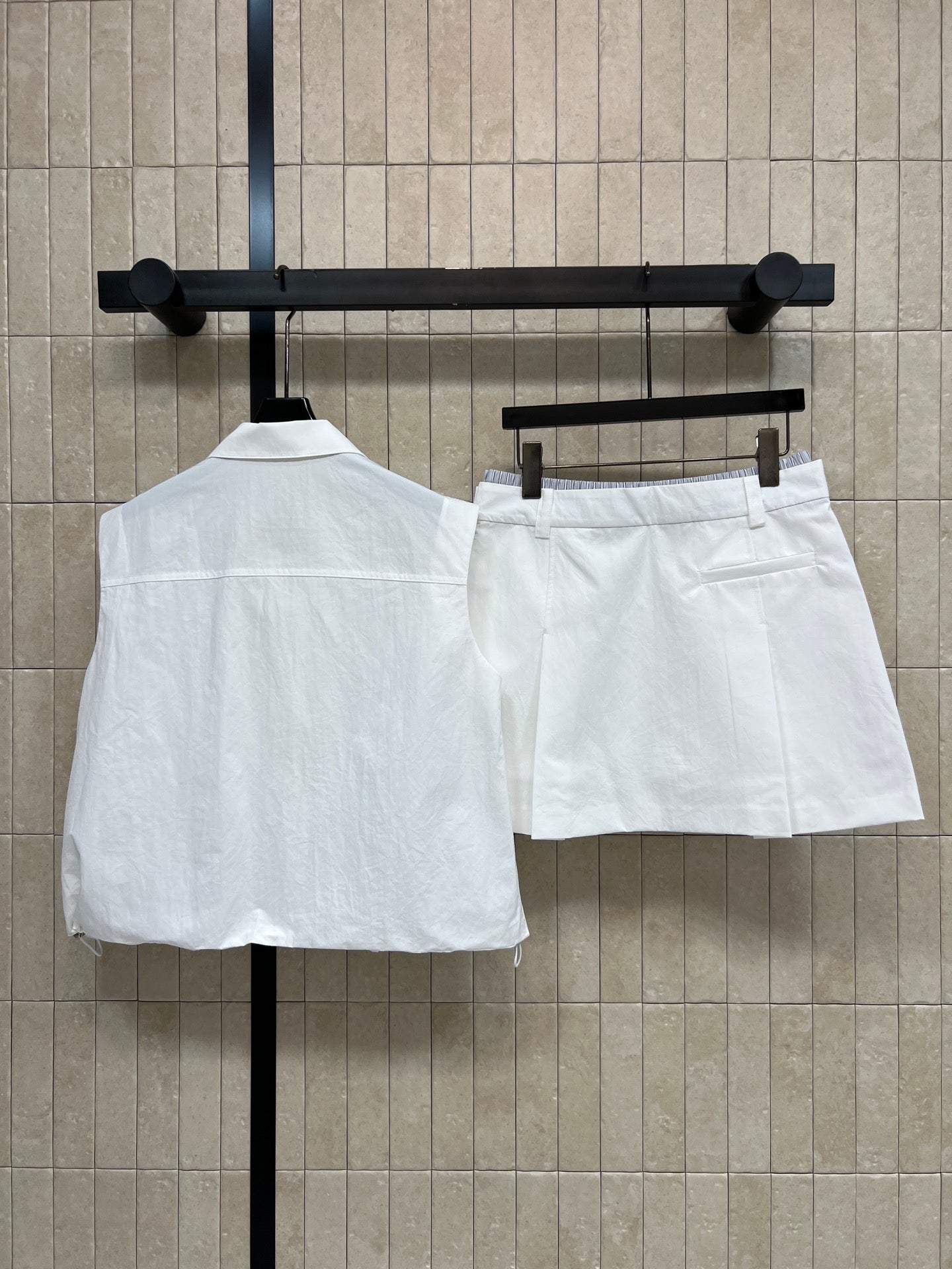 CC 26s Sleeveless Shirt + Shorts White Polyester 400734