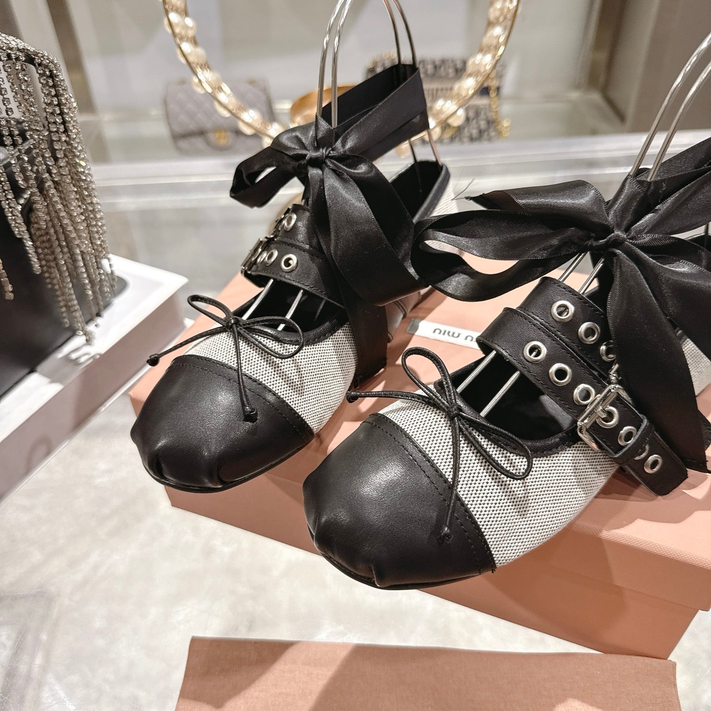 Miu 26s Ballerinas Beige Black Canvas Leather 679790