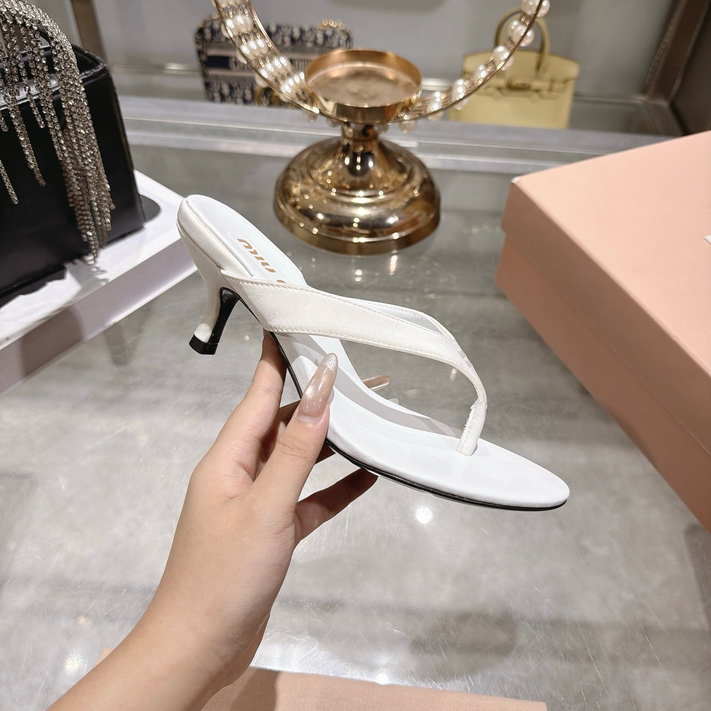 Miu 26s Thong Sandal 6.5cm White Satin Leather 951524