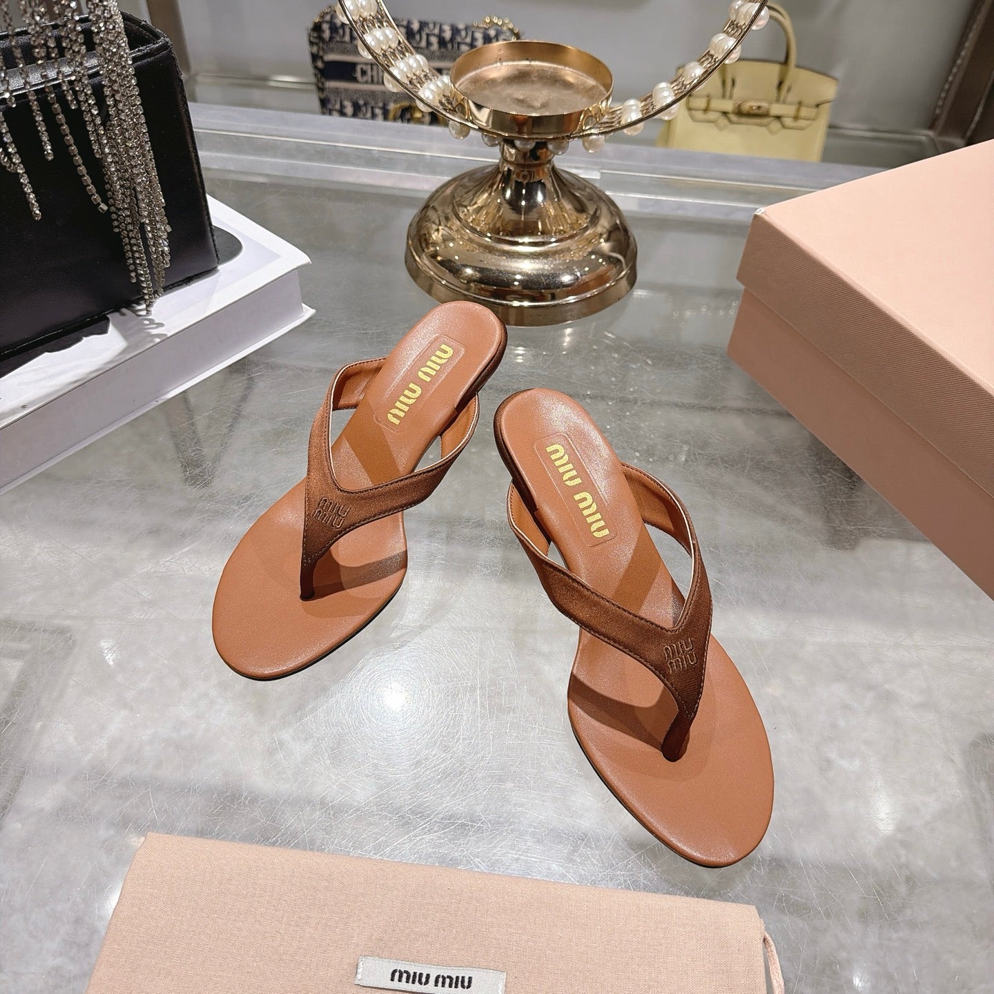 Miu 26s Thong Sandal 6.5cm Cacao Satin Leather 951526