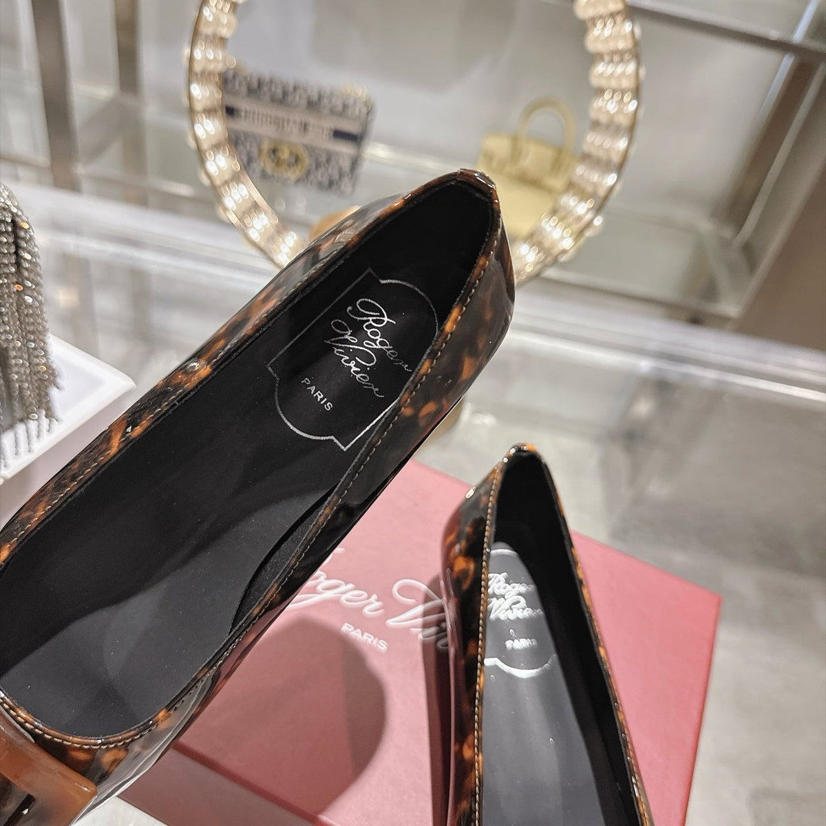 RV 26s Belle Vivier Pumps 2.5cm Tortoiseshell Patent 999731