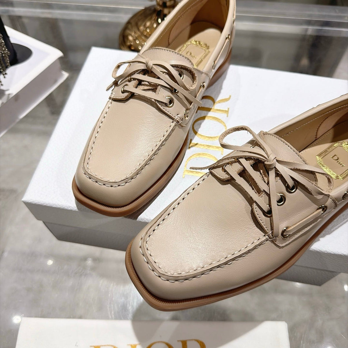 Dior FW26 Boat Shoes Beige Leather 190303