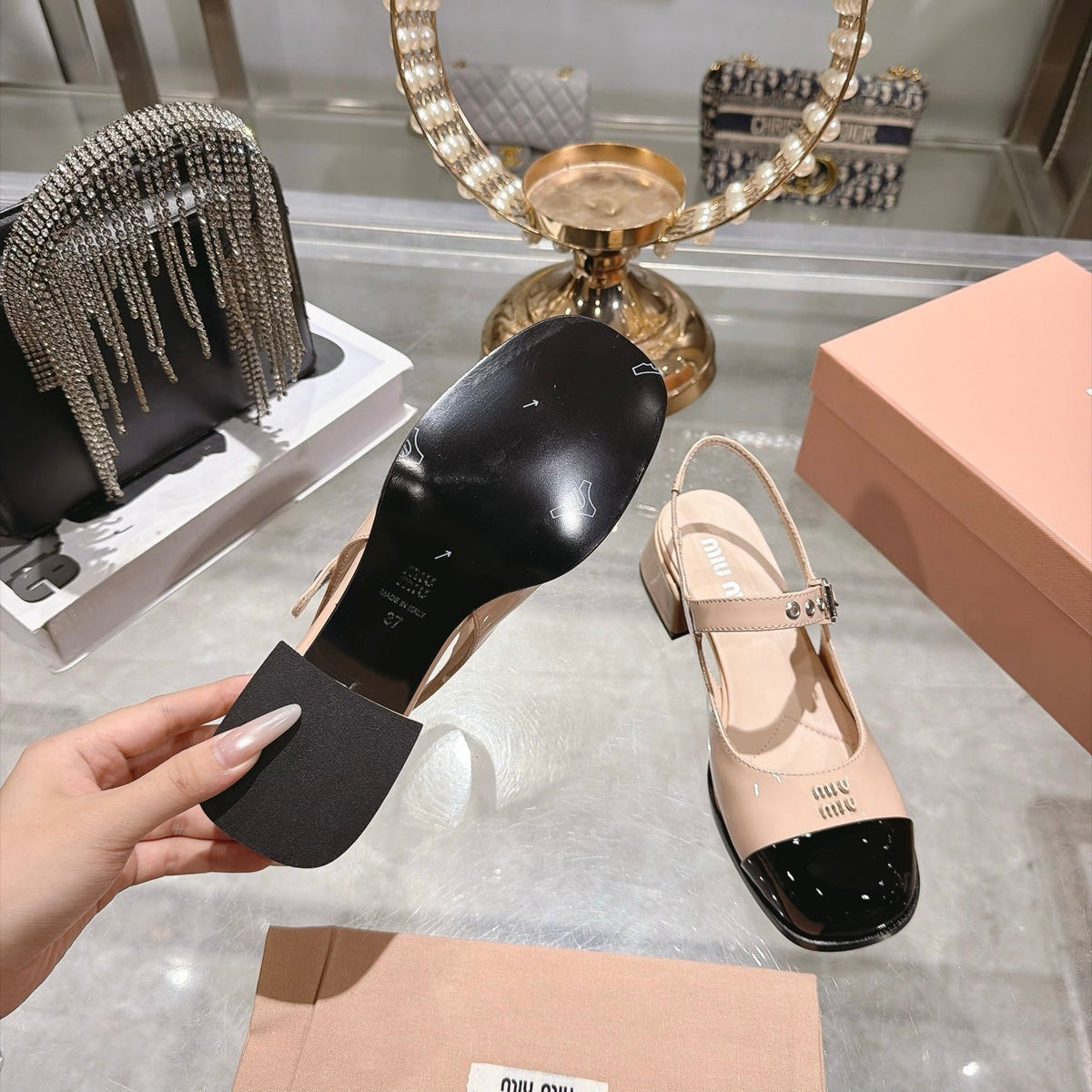 Miu FW26 Two-Tone Mary Jane Slingback Sandals 45mm Beige Black Patent 190488