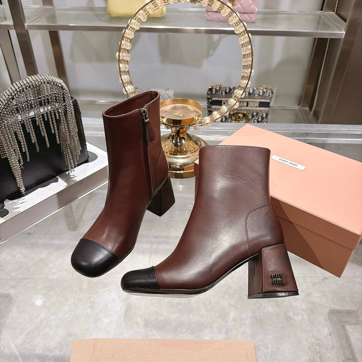 Miu FW26 Two-Tone Ankle Boots 7.5cm Brown Black Leather 190492