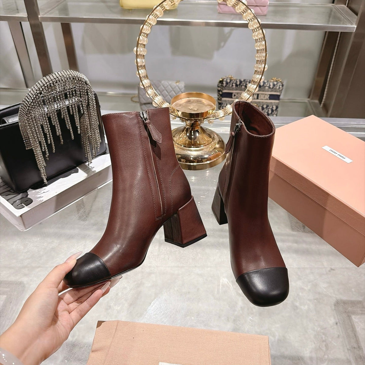 Miu FW26 Two-Tone Ankle Boots 7.5cm Brown Black Leather 190492