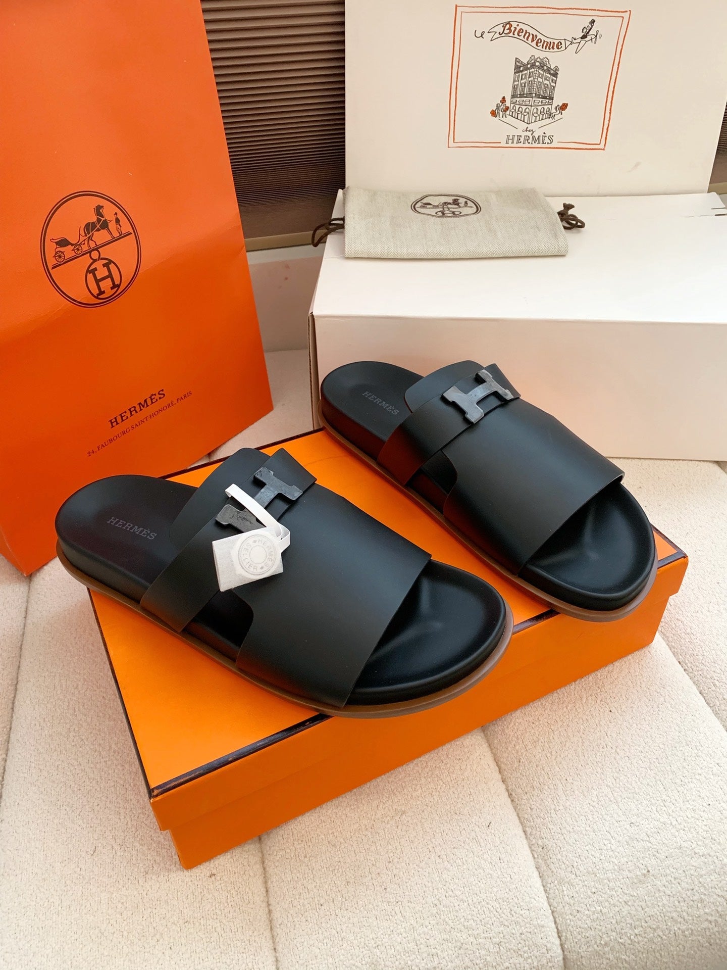 HM Men Jaures Sandal Black Sheepskin 614861