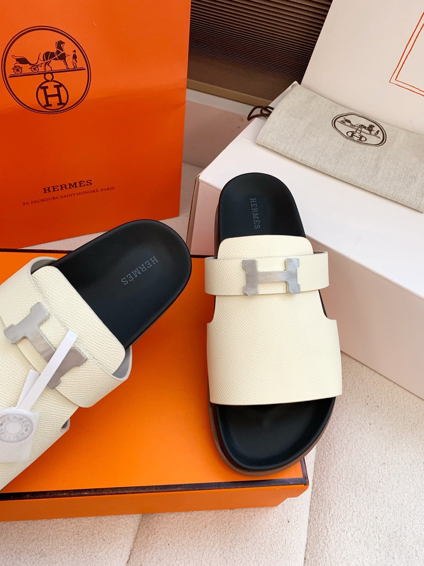 HM Men Jaures Sandal Ivory Black Cowhide 614863