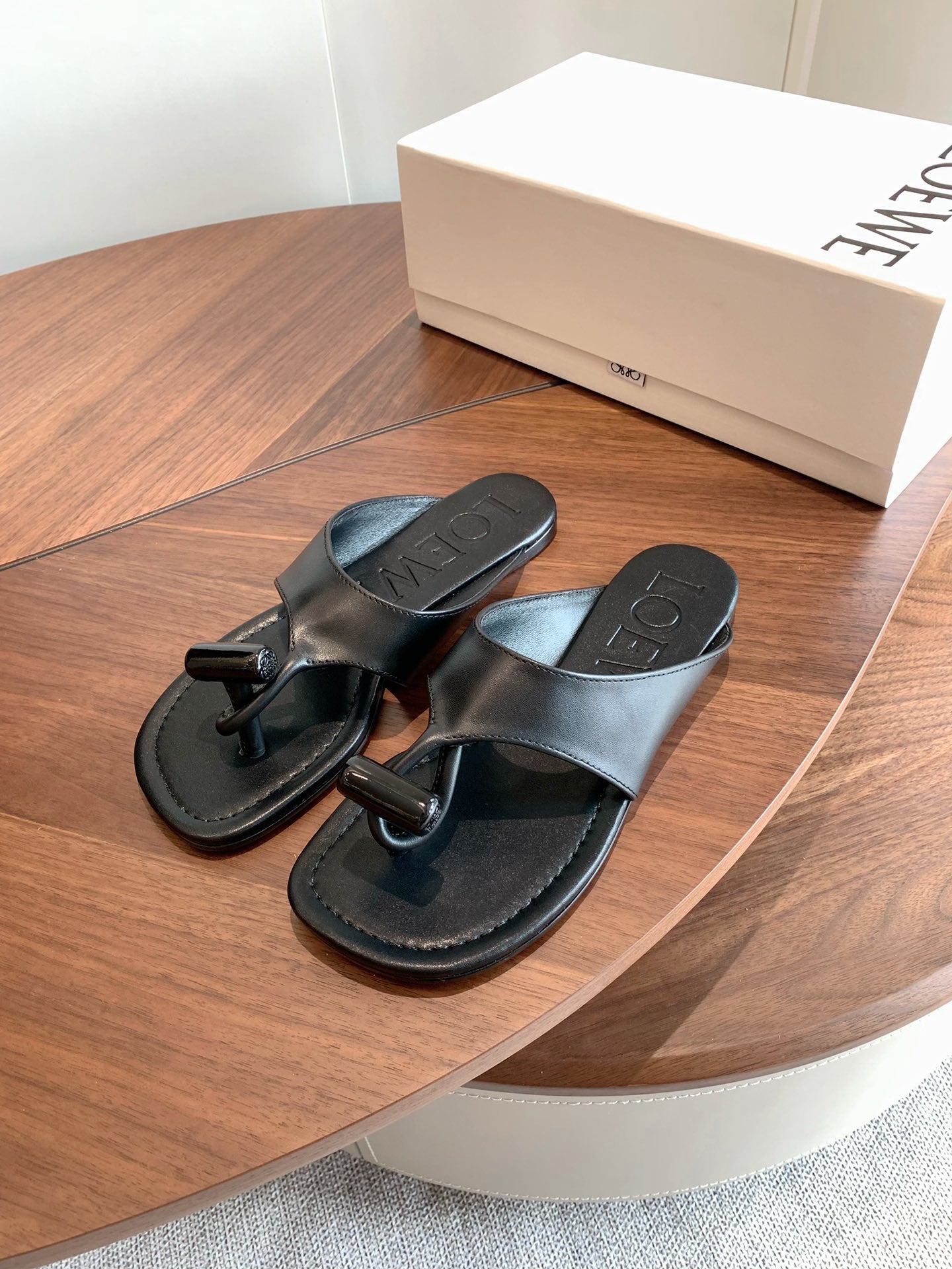 Loewe Toggle Sandals Black Leather 878017