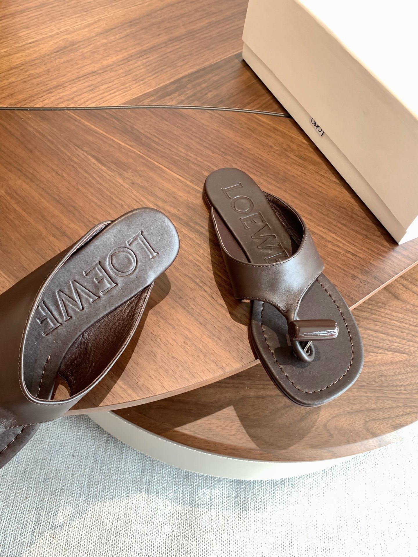 Loewe Toggle Sandals Coffee Leather 878019