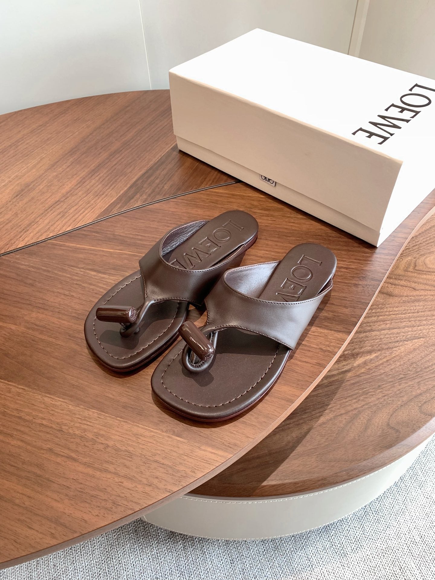 Loewe Toggle Sandals Coffee Leather 878019