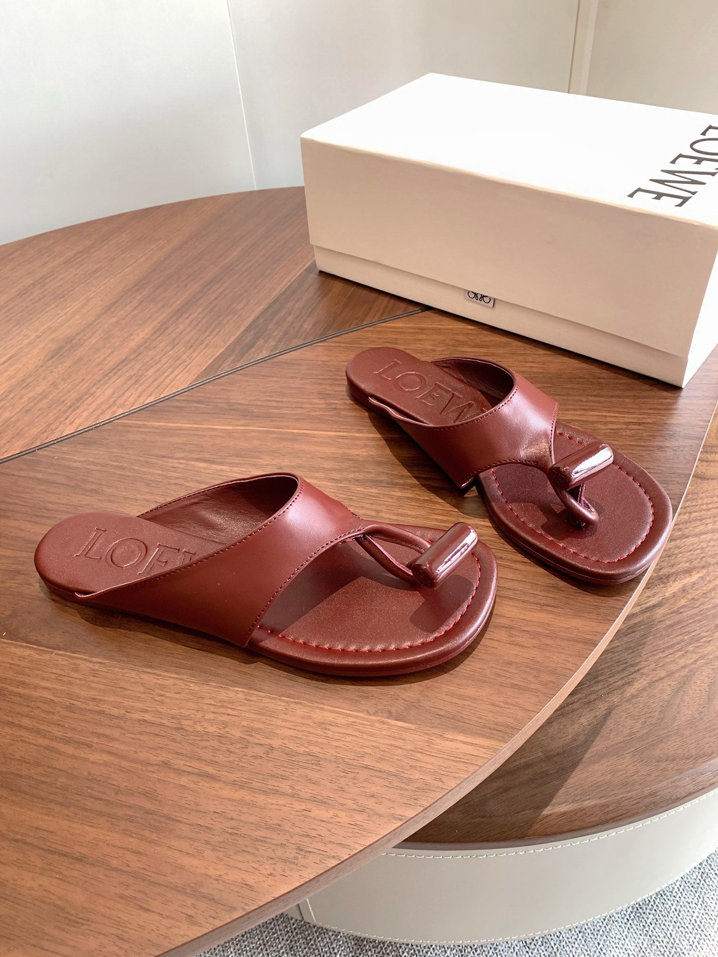 Loewe Toggle Sandals Burgundy Leather 878020