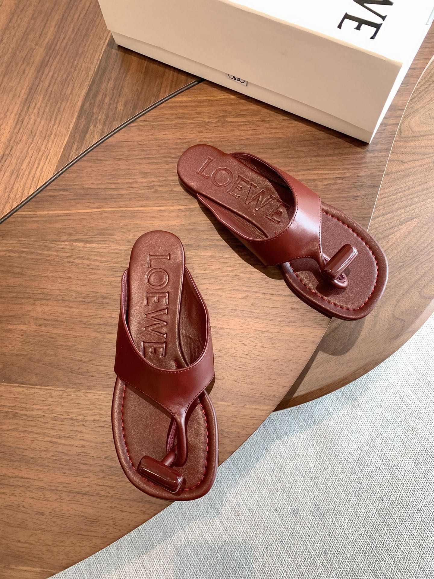 Loewe Toggle Sandals Burgundy Leather 878020