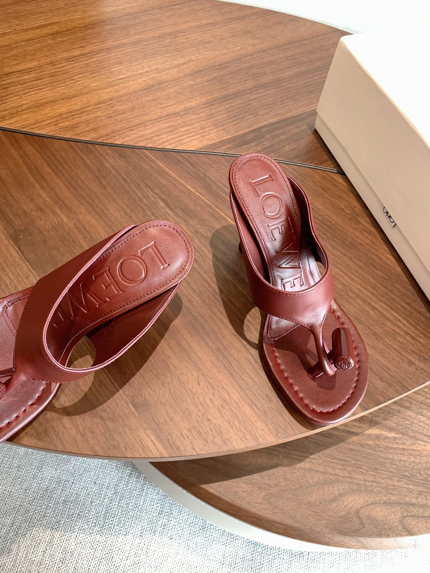 Loewe Toggle Sandals 9cm Burgundy Leather 878024