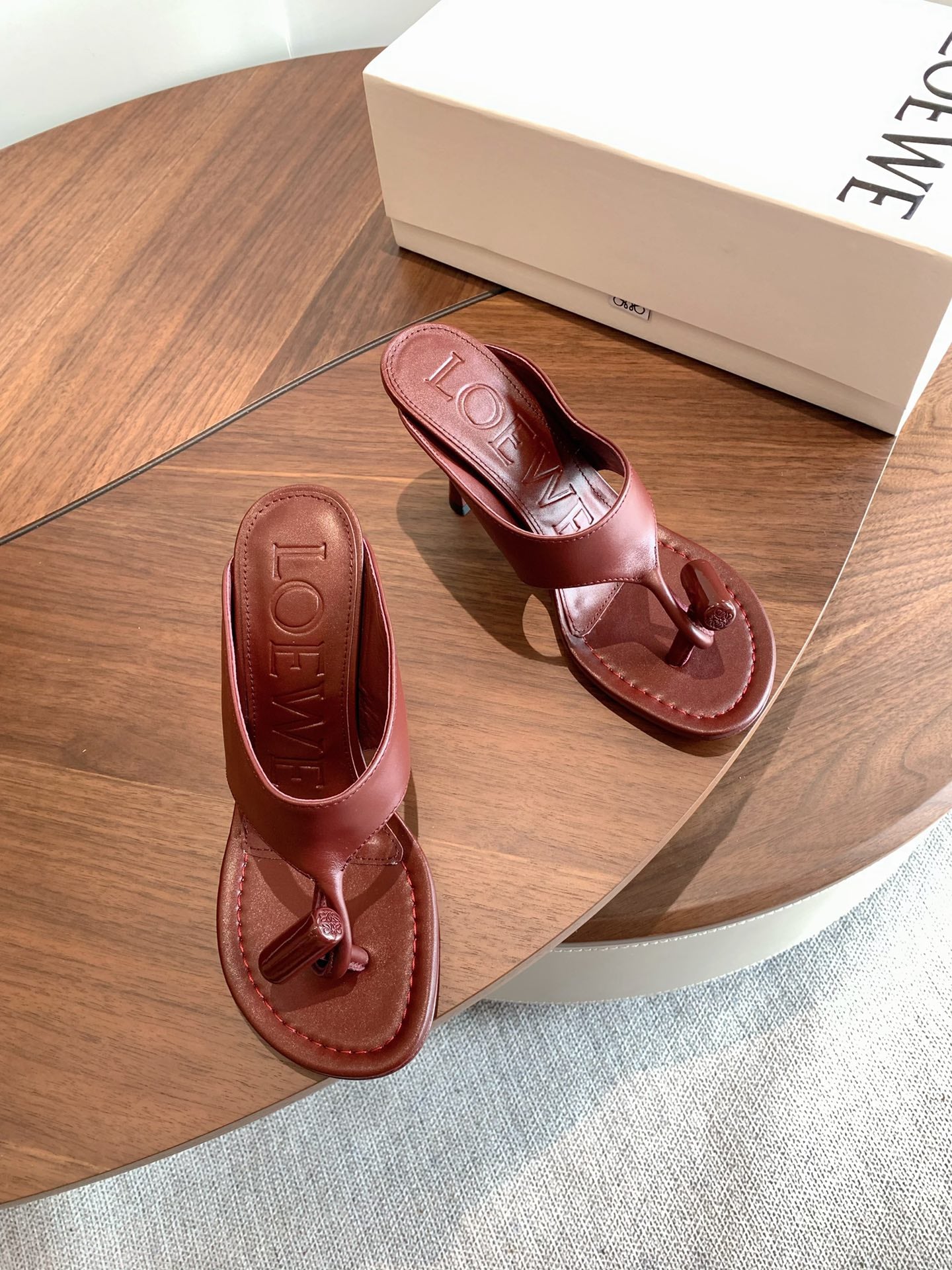 Loewe Toggle Sandals 9cm Burgundy Leather 878024