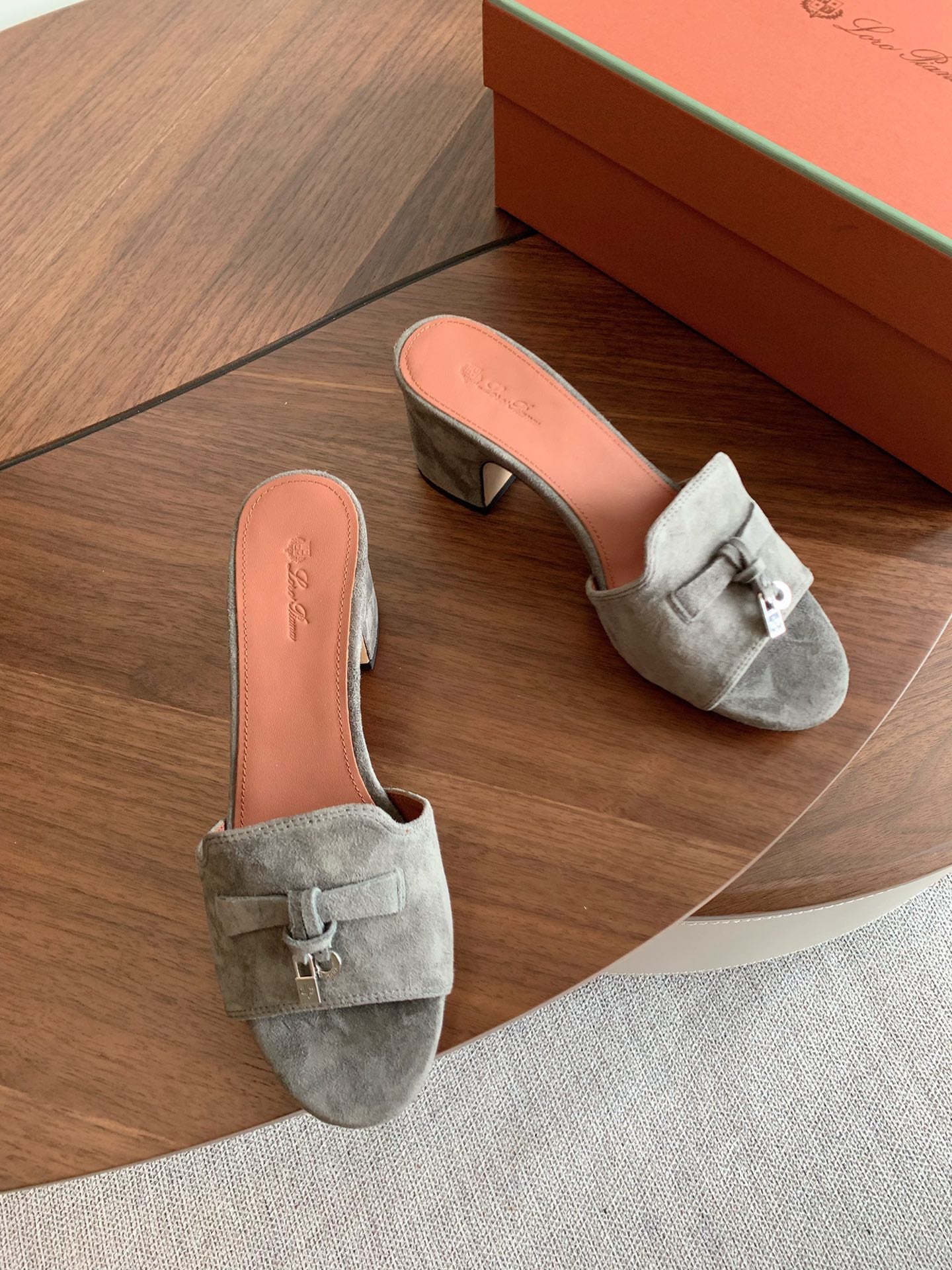 LP 26s Summer Mule Heels 60mm In Grey Suede Gold Hardware