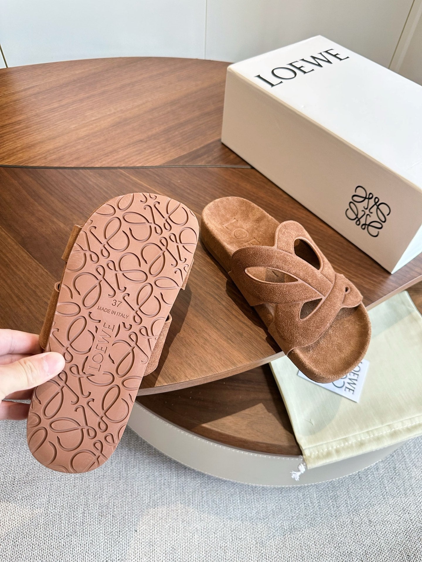 Loewe Ease Slide Brown Suede 878034