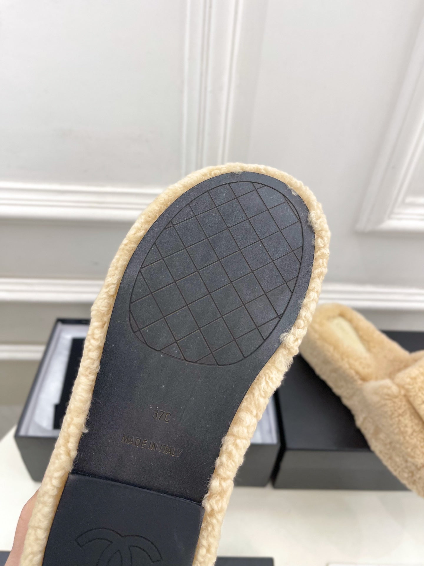 CC 25s Logo Slippers 50mm Beige Wool GHW 435264