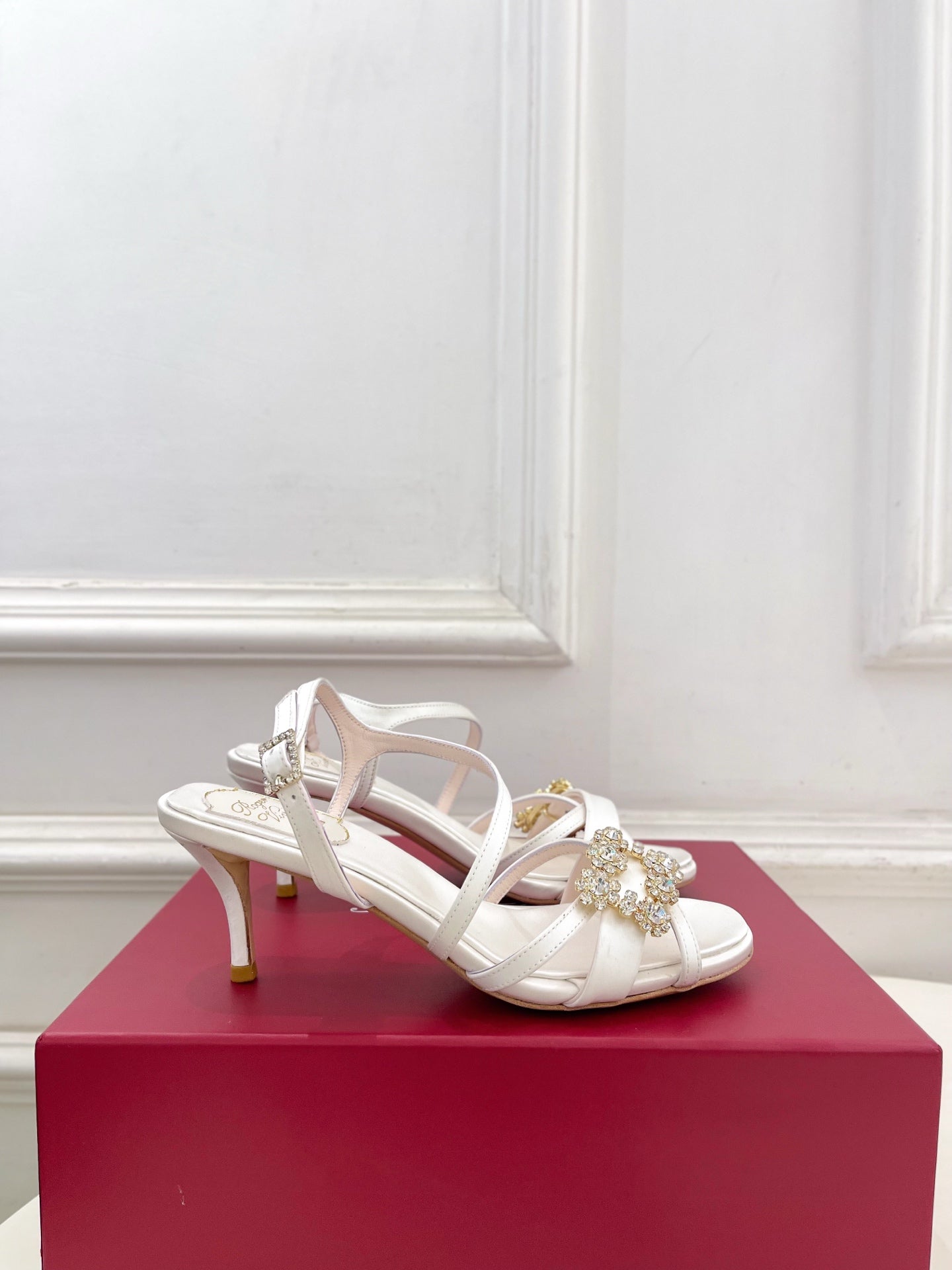 RV Efflorescence Sandals 6.5cm White Satin 631970