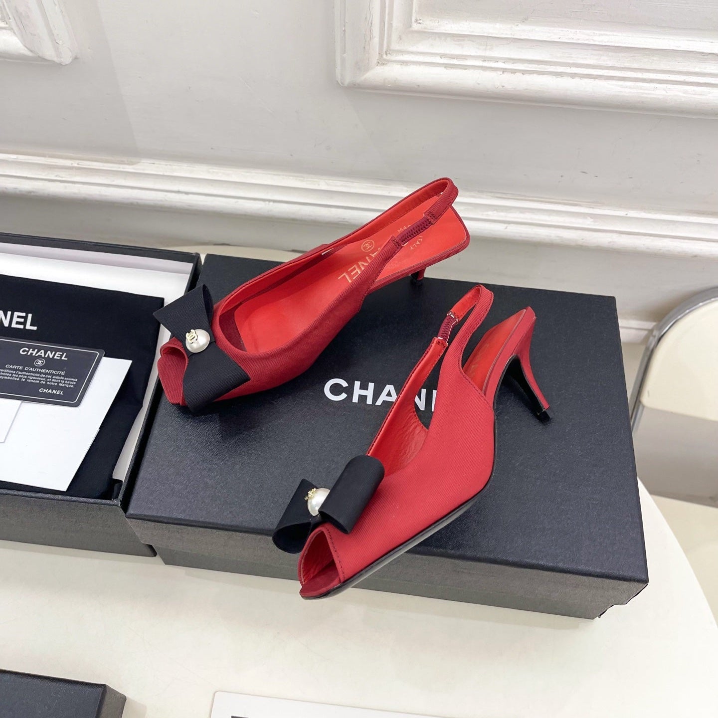 CC 26s Classic Toe High-Heeled Sandals 5.5cm Red Black Canvas 891634