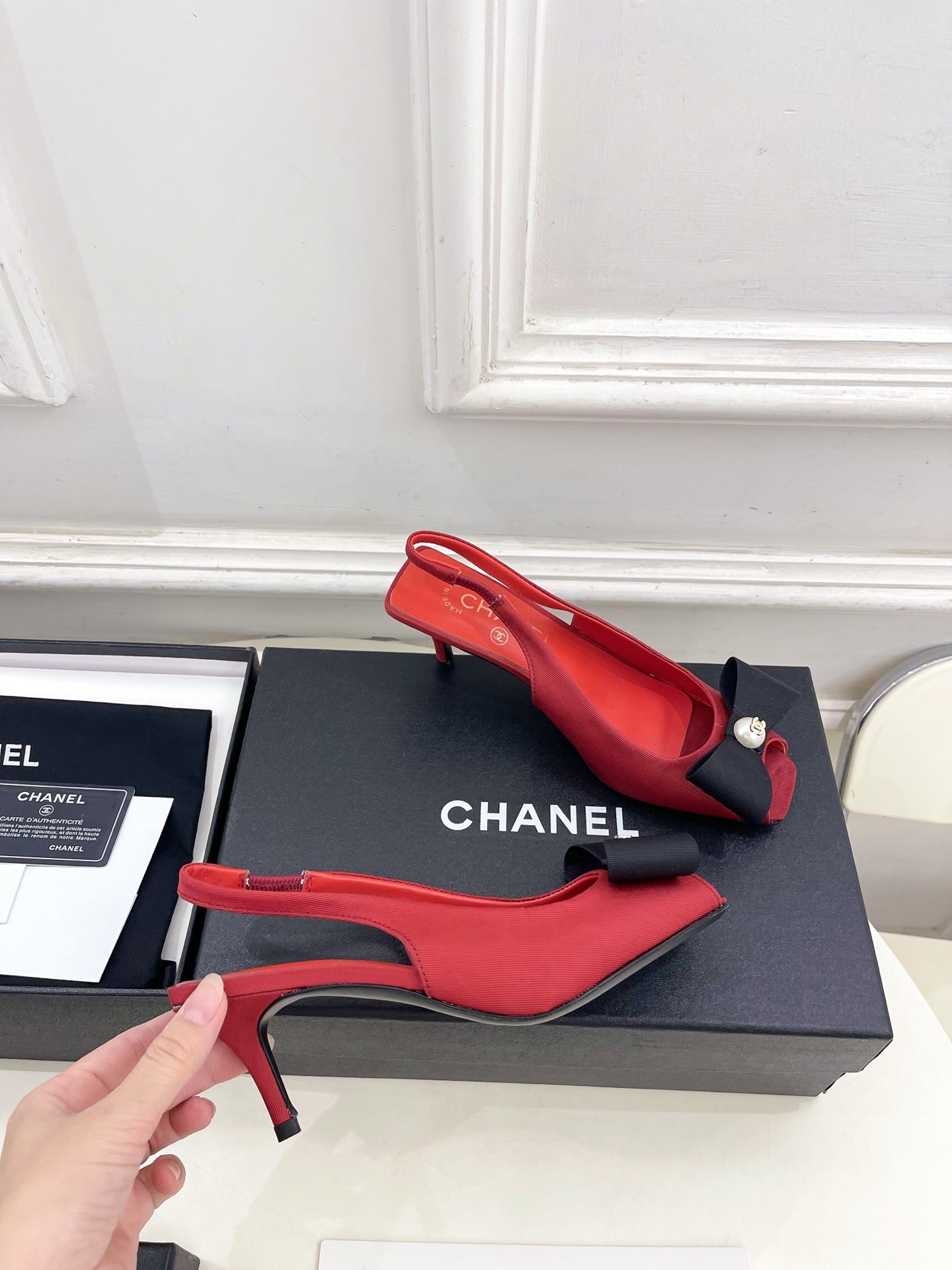 CC 26s Classic Toe High-Heeled Sandals 5.5cm Red Black Canvas 891634