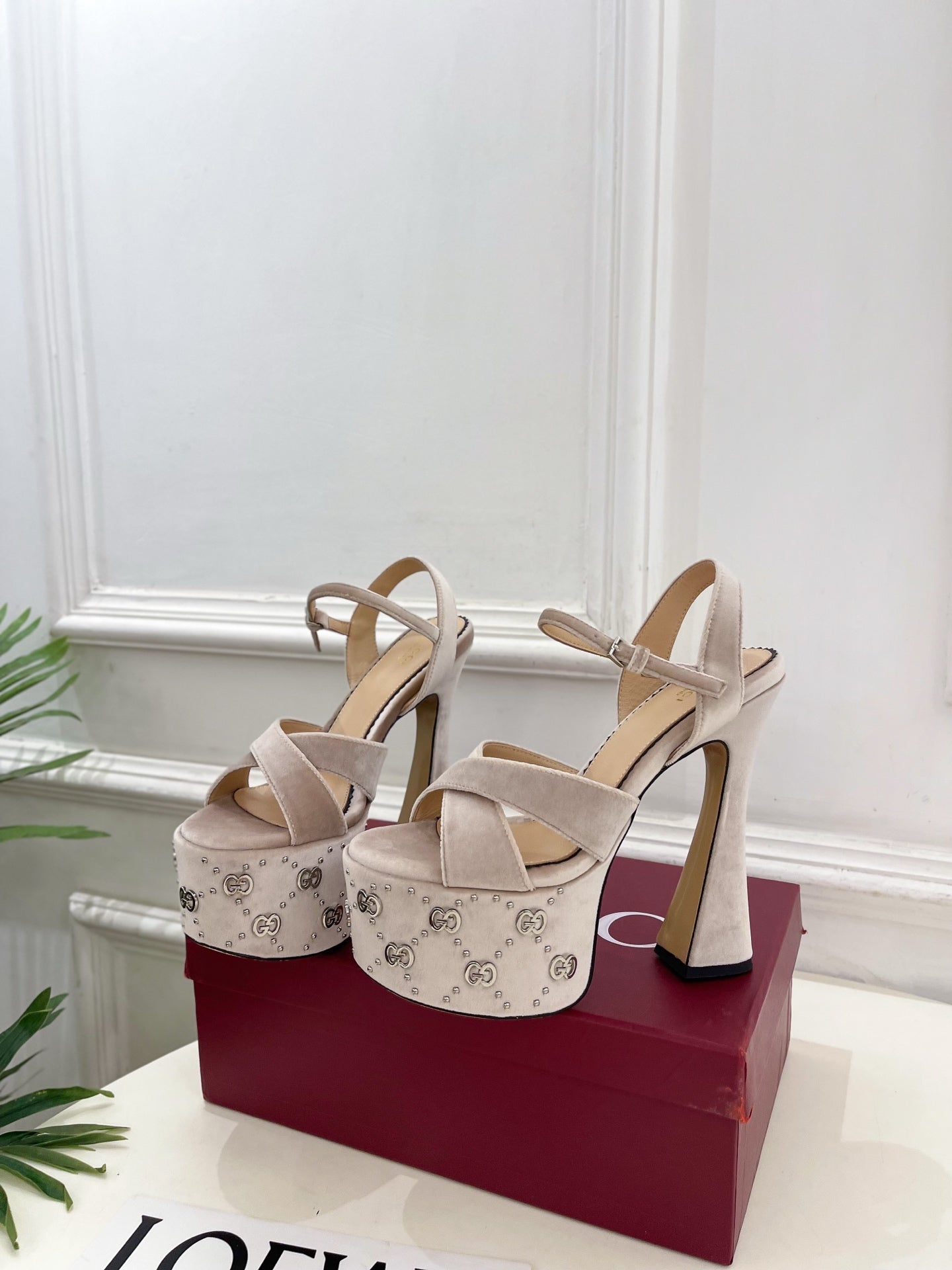 GG Janaya Platform Sandals 15.5cm Pale Taupe Suede 891839