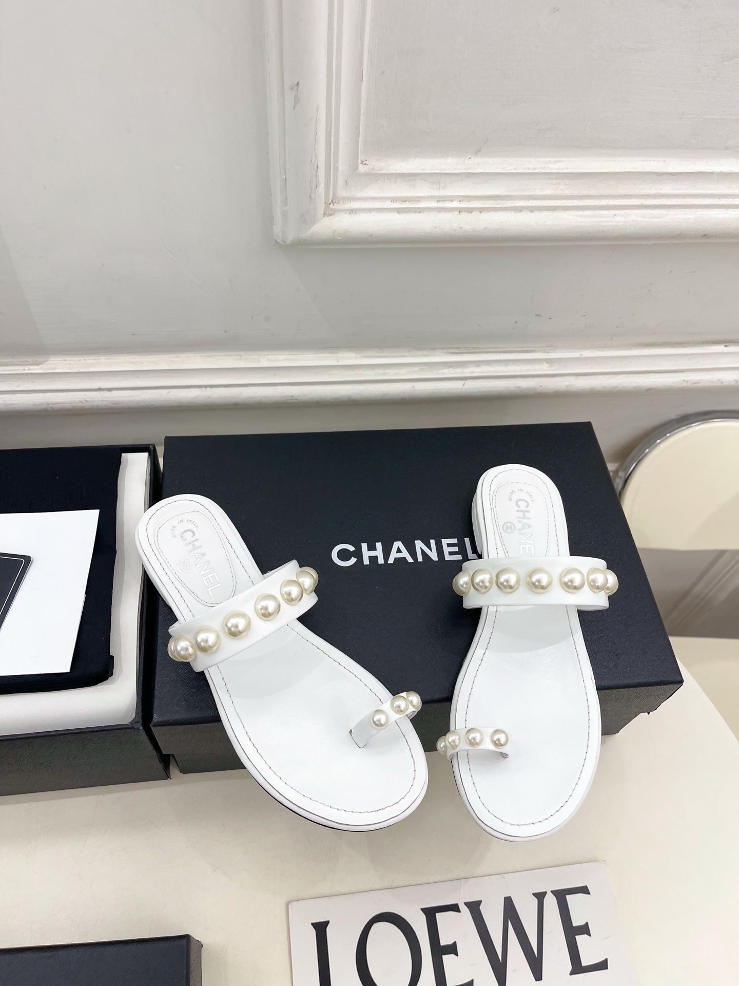 CC 26s Pearl Embellished Sandals White Sheepskin 947067