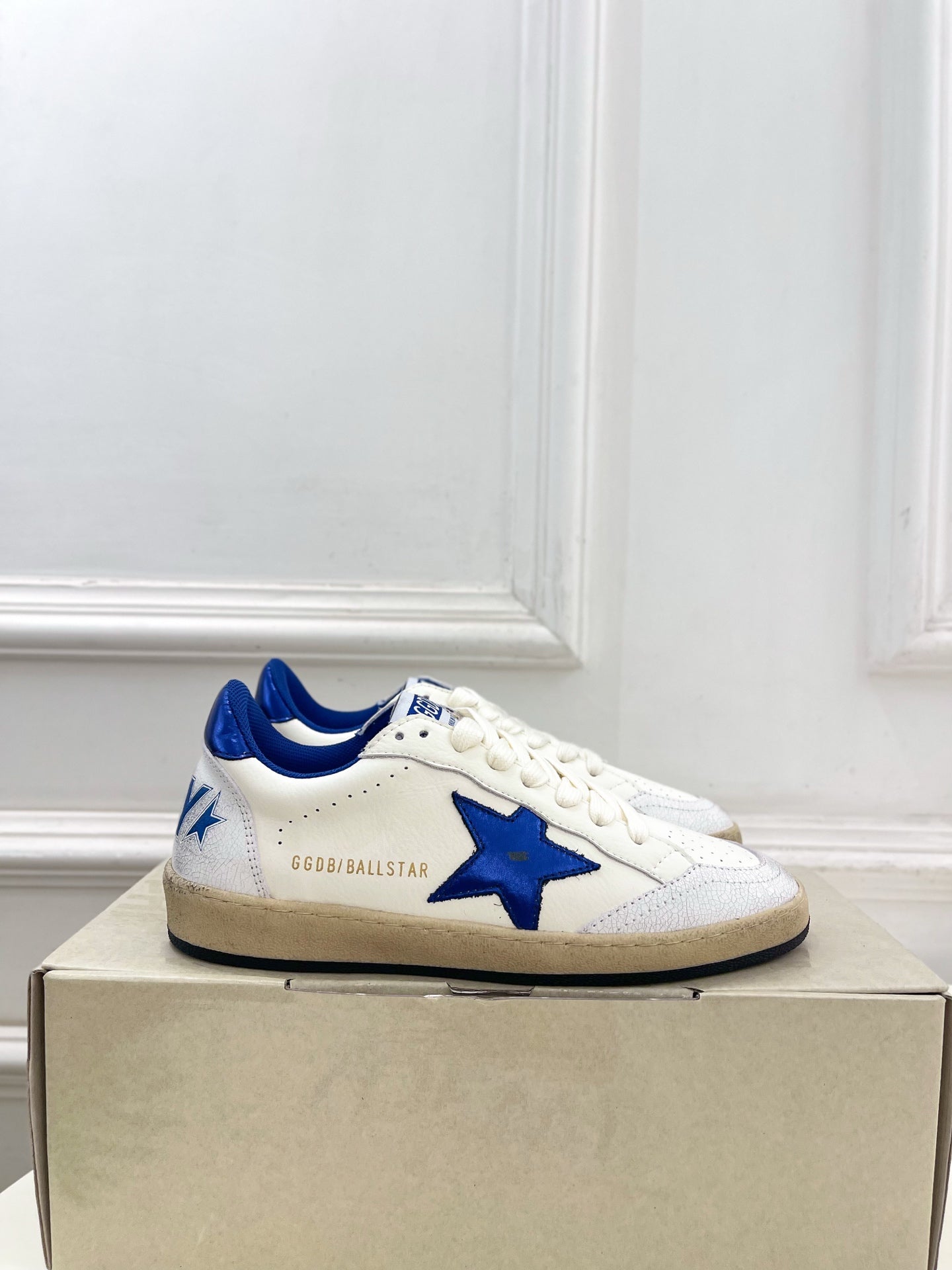 Golden Goose 26s Super-Star Blue Star White Leather 947744