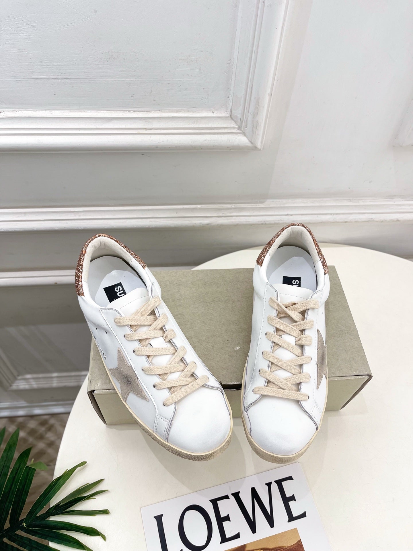 Golden Goose 26s Super-Star Light Taupe Star White Glitter Leather 947746