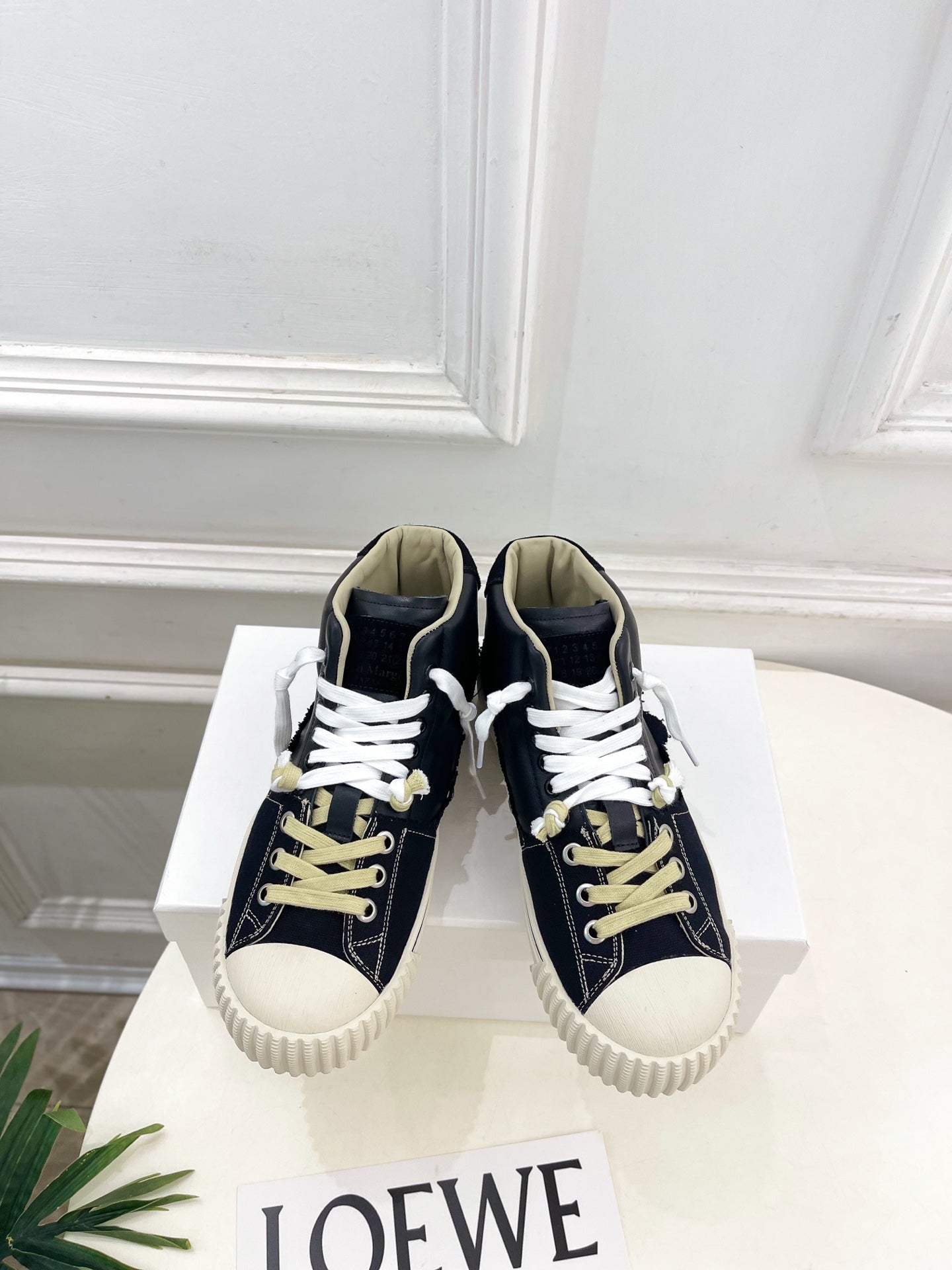 MM6 26s New Evolution Mid-Top Sneakers Black Canvas Calfskin 947481