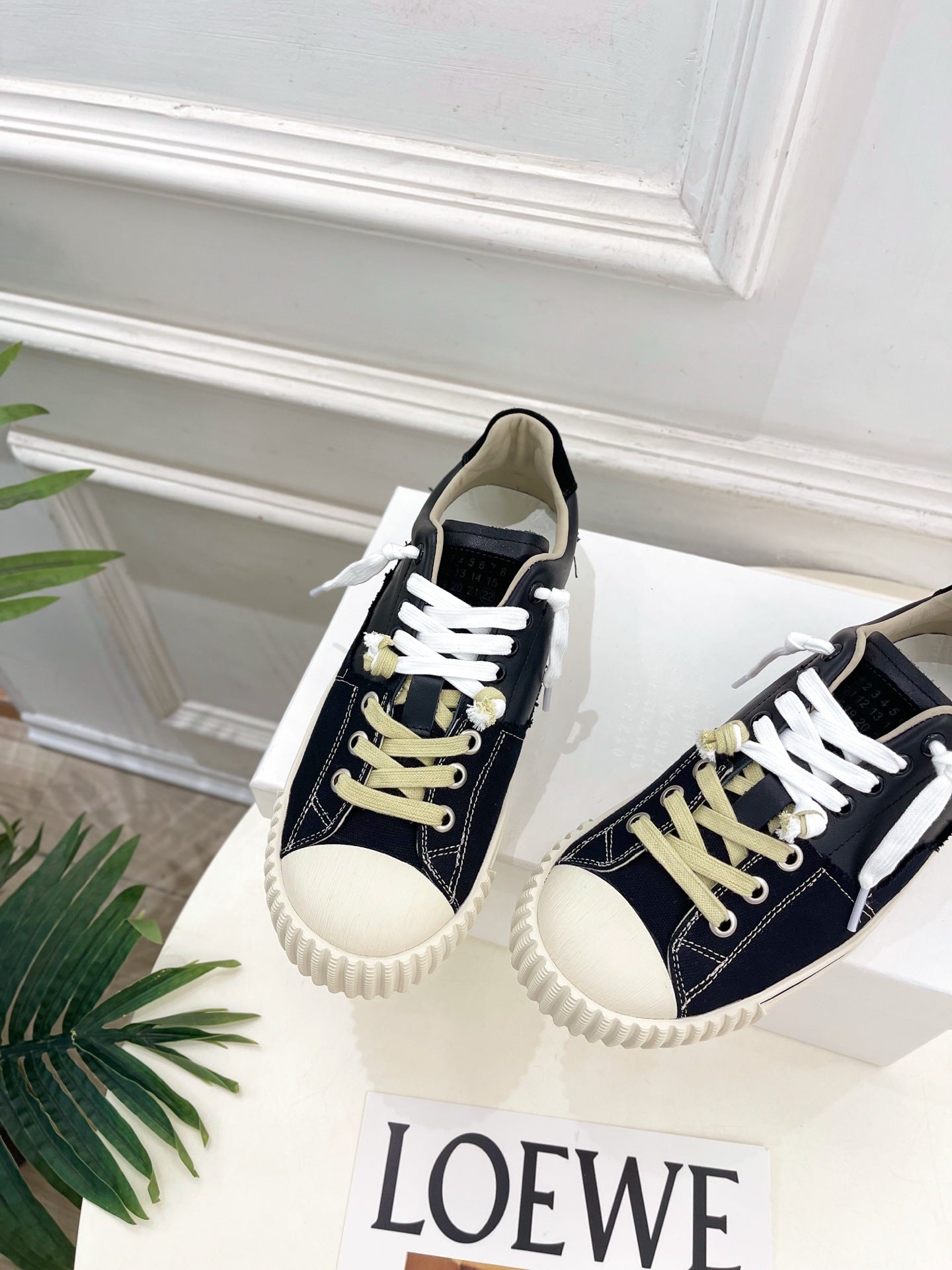 MM6 26s New Evolution Sneakers Black Canvas Calfskin 947483