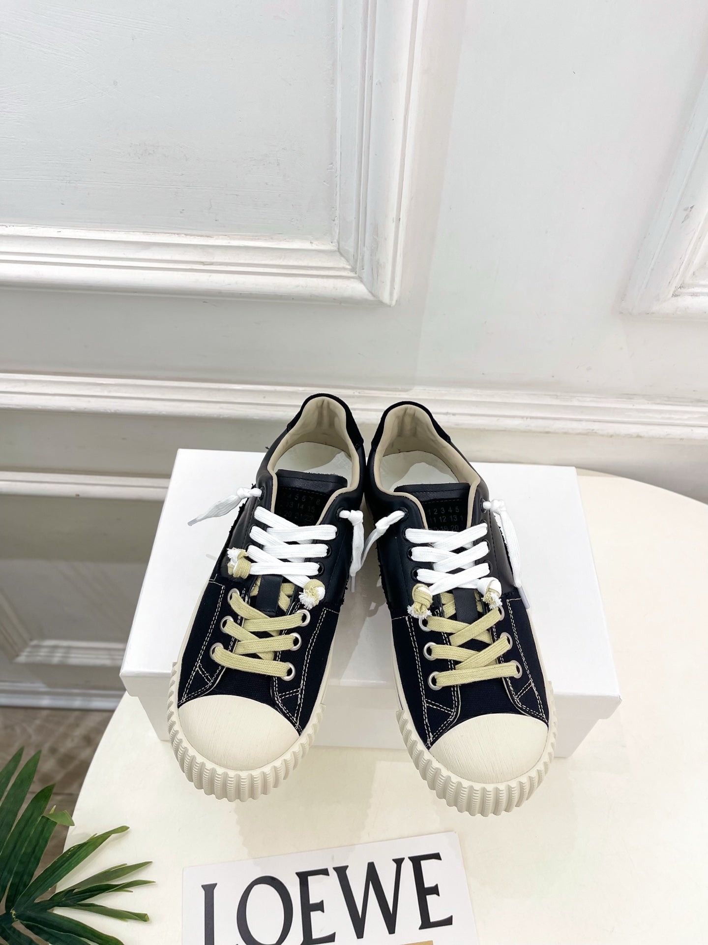 MM6 26s New Evolution Sneakers Black Canvas Calfskin 947483