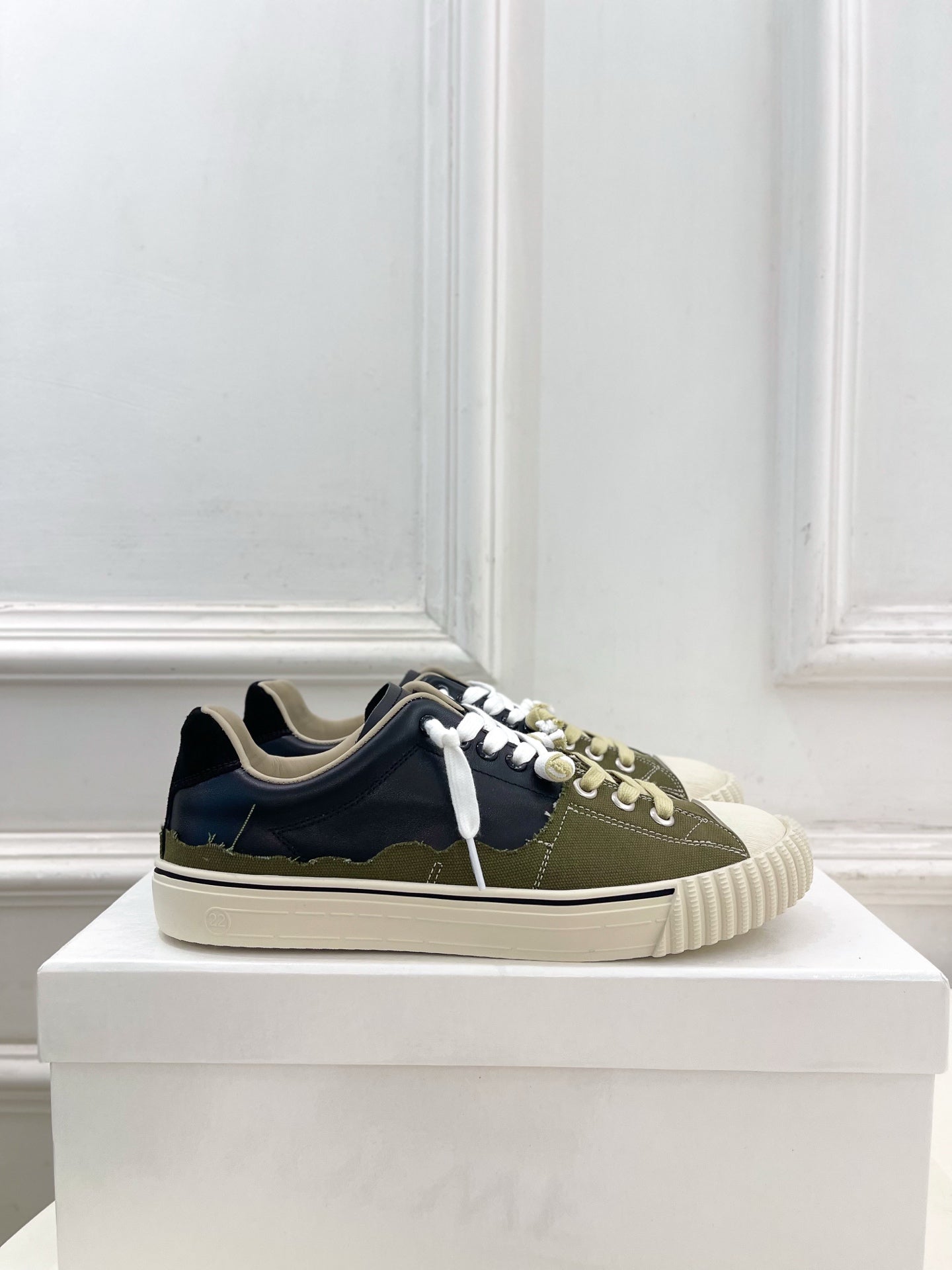 MM6 26s New Evolution Sneakers Olive Black Canvas Calfskin 947485