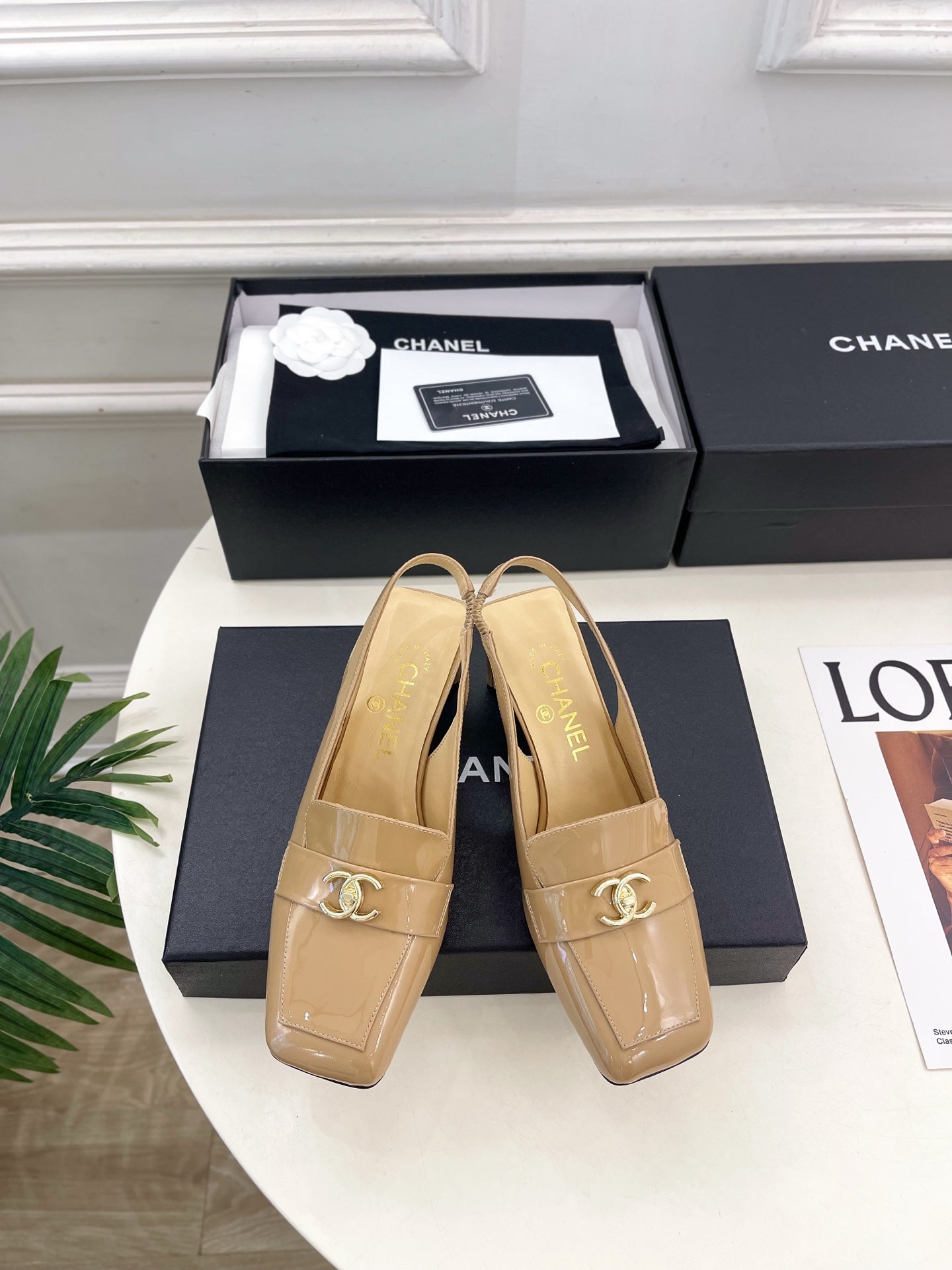CC 26s Slingback Kitten Heels 6cm Beige Patent Leather 946839
