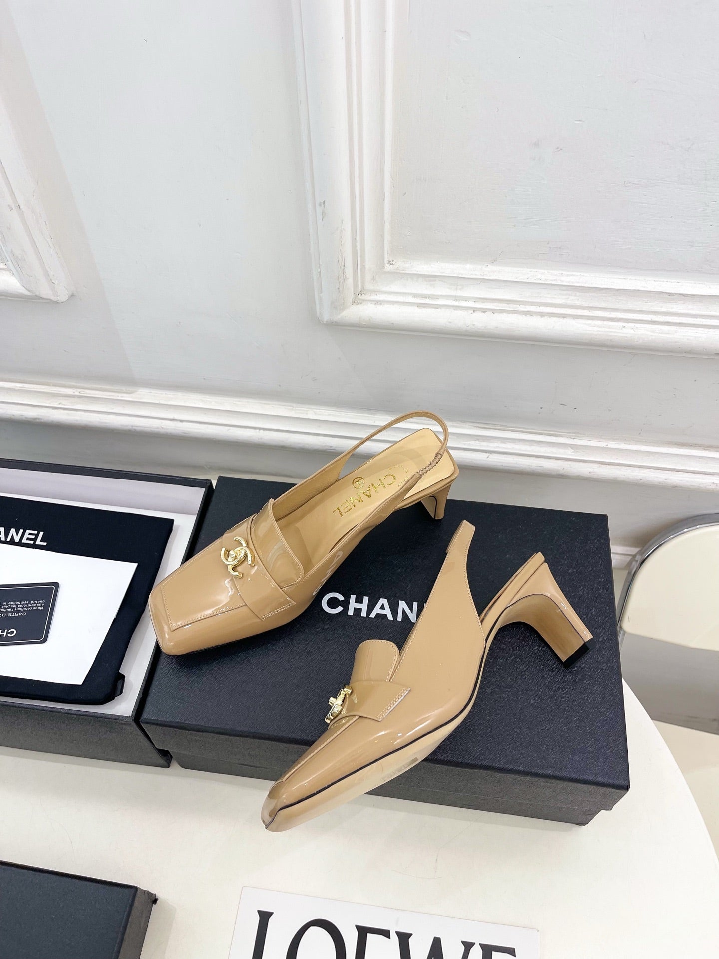CC 26s Slingback Kitten Heels 6cm Beige Patent Leather 946839