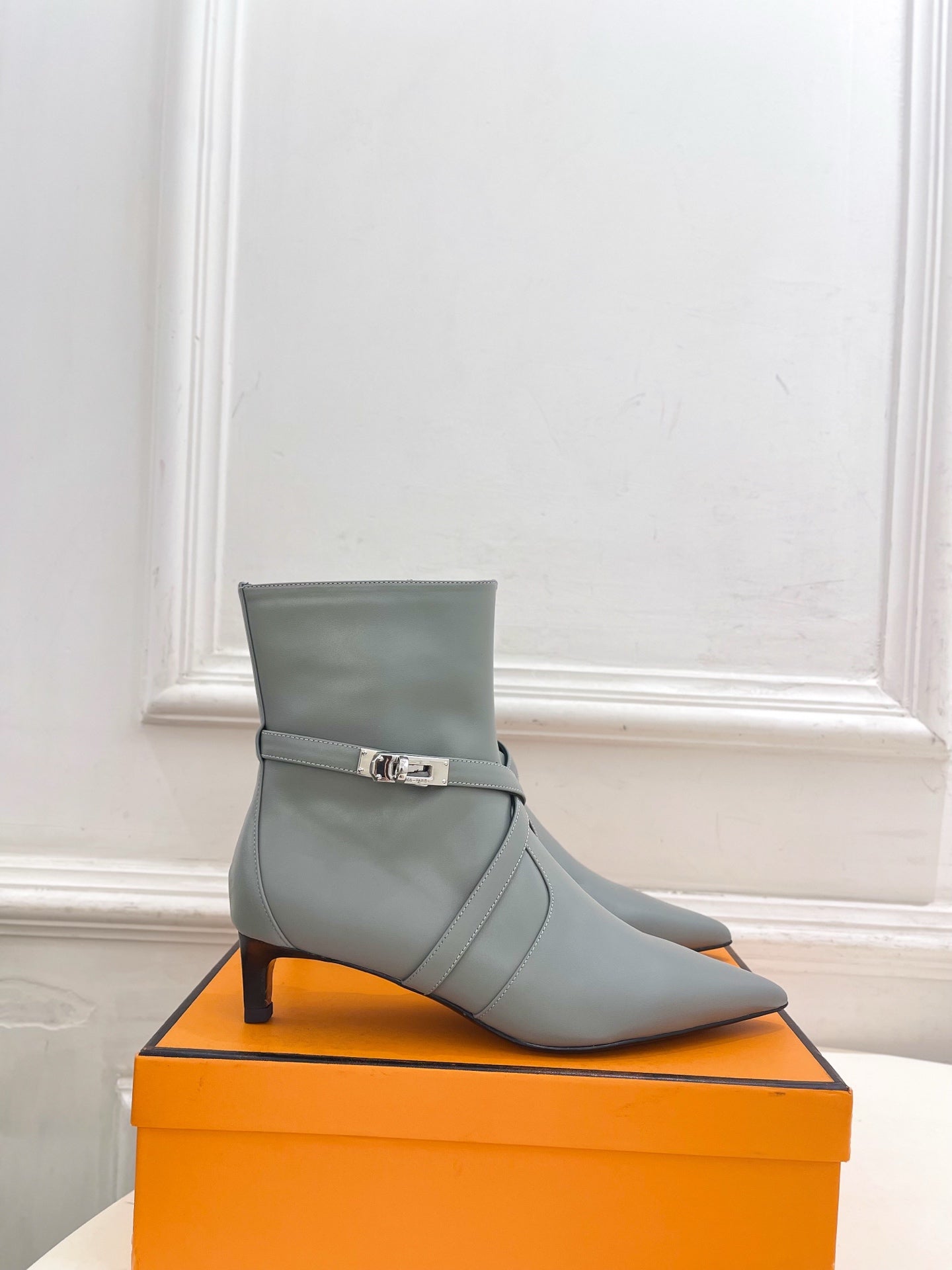 HM 26s Nice 40 Ankle Boot Grey Lambskin 947290