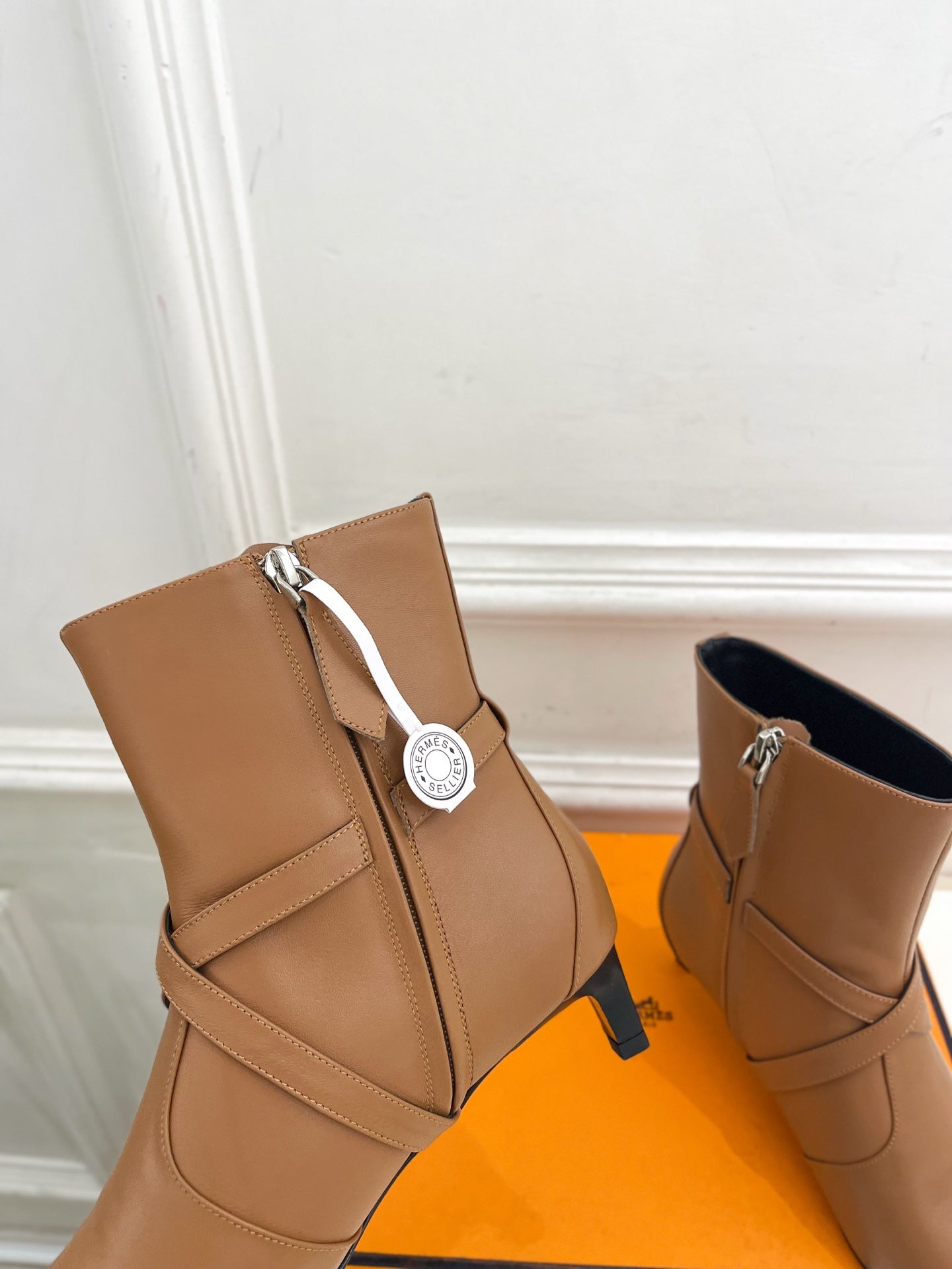 HM 26s Nice 40 Ankle Boot Camel Lambskin 947291