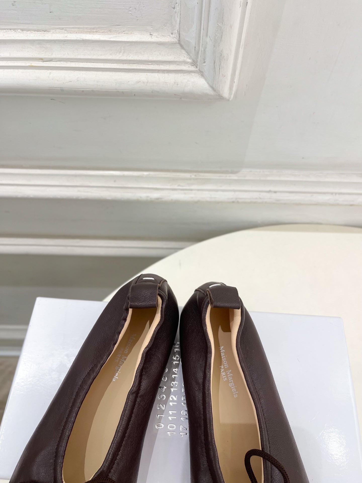 MM6 26s Tabi Ballet Flats Chocolate Lambskin 947491