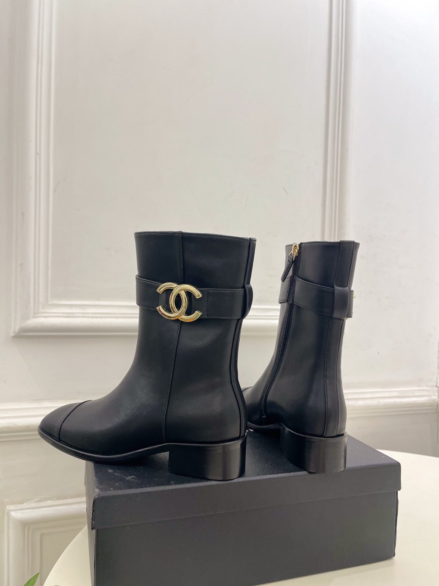CC 26s Turn-Lock Ankle Boots Black Lambskin 946899
