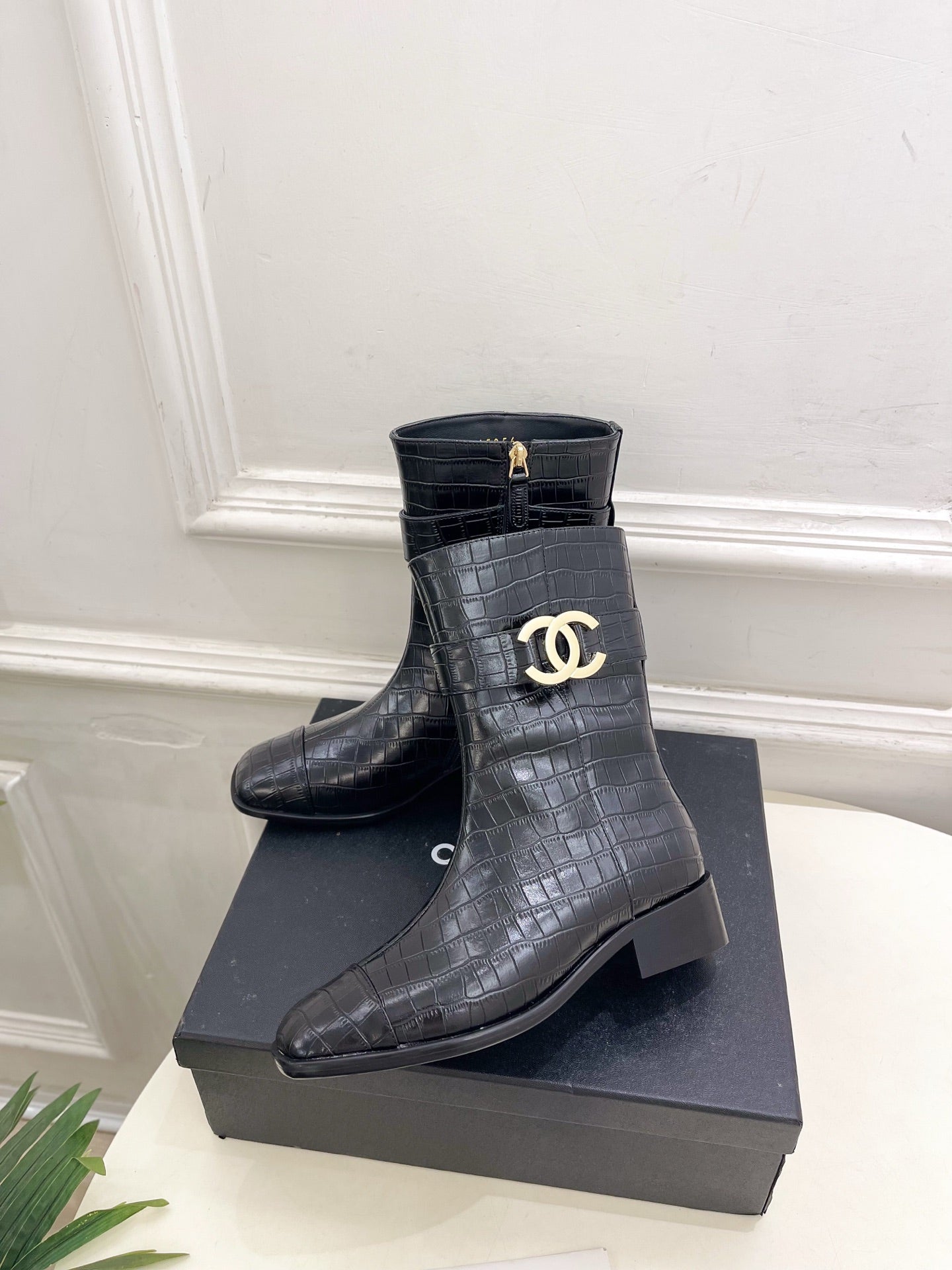 CC 26s Turn-Lock Ankle Boots Black Embossed Croc Leather 946903