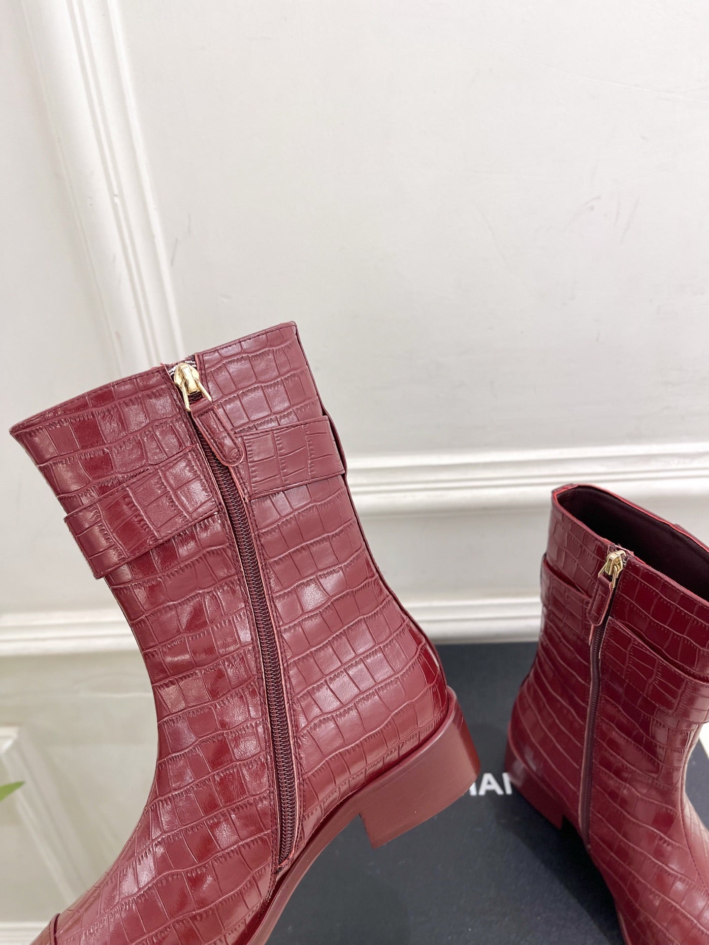 CC 26s Turn-Lock Ankle Boots Burugndy Embossed Croc Leather 946904