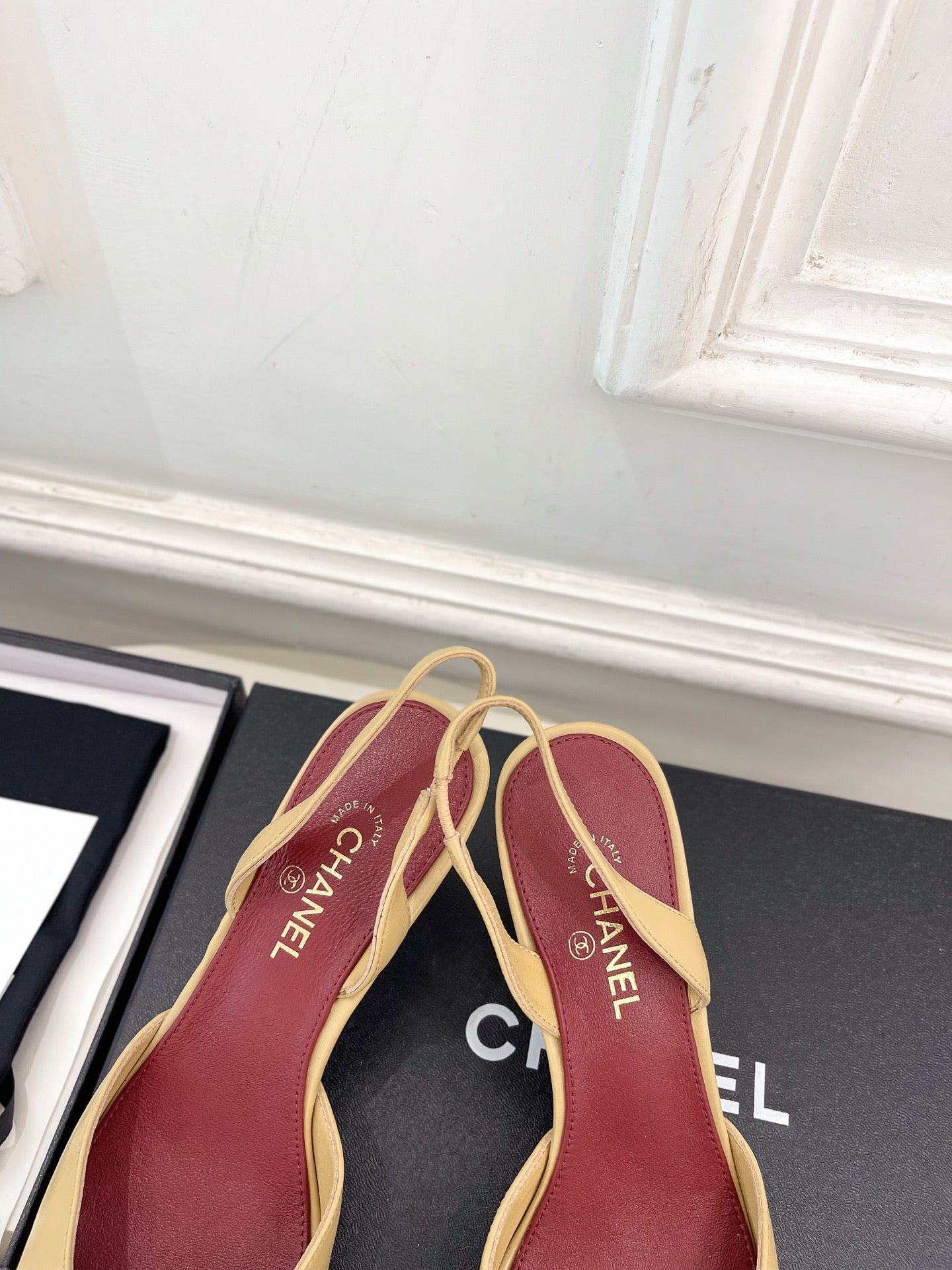 CC 26s Square Toe Slingback 6.5cm Black Beige Leather 946911