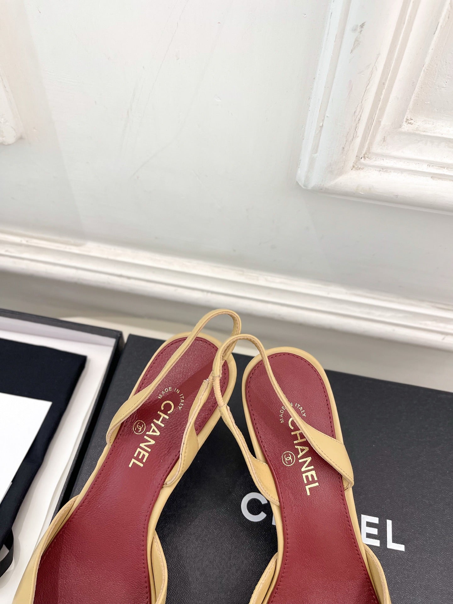CC 26s Square Toe Slingback 6.5cm Black Beige Leather 946911