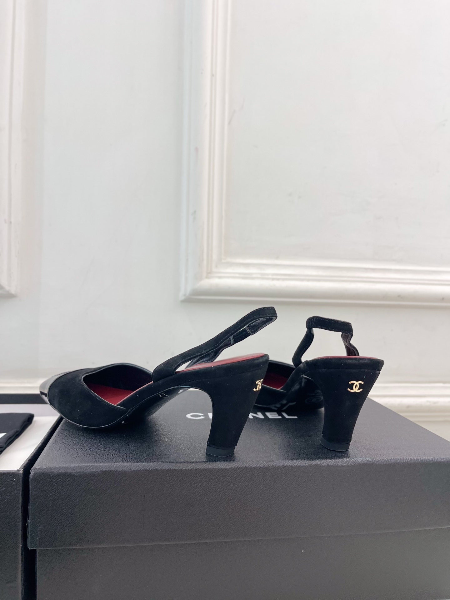 CC 26s Square Toe Slingback 6.5cm Black Suede Leather 946912