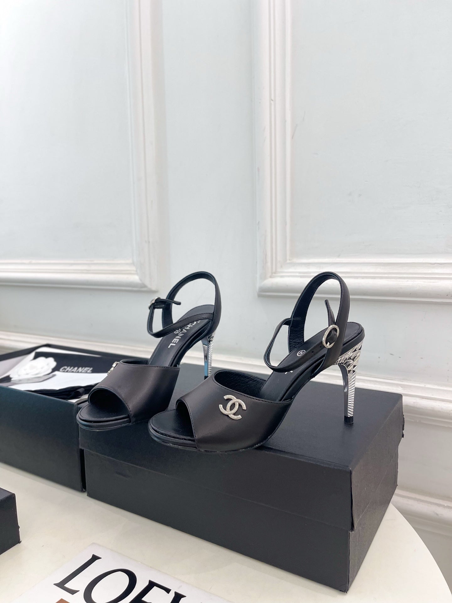 CC 26s Métiers d'Art Mary Jane Sandals 9cm Black Leather 946926