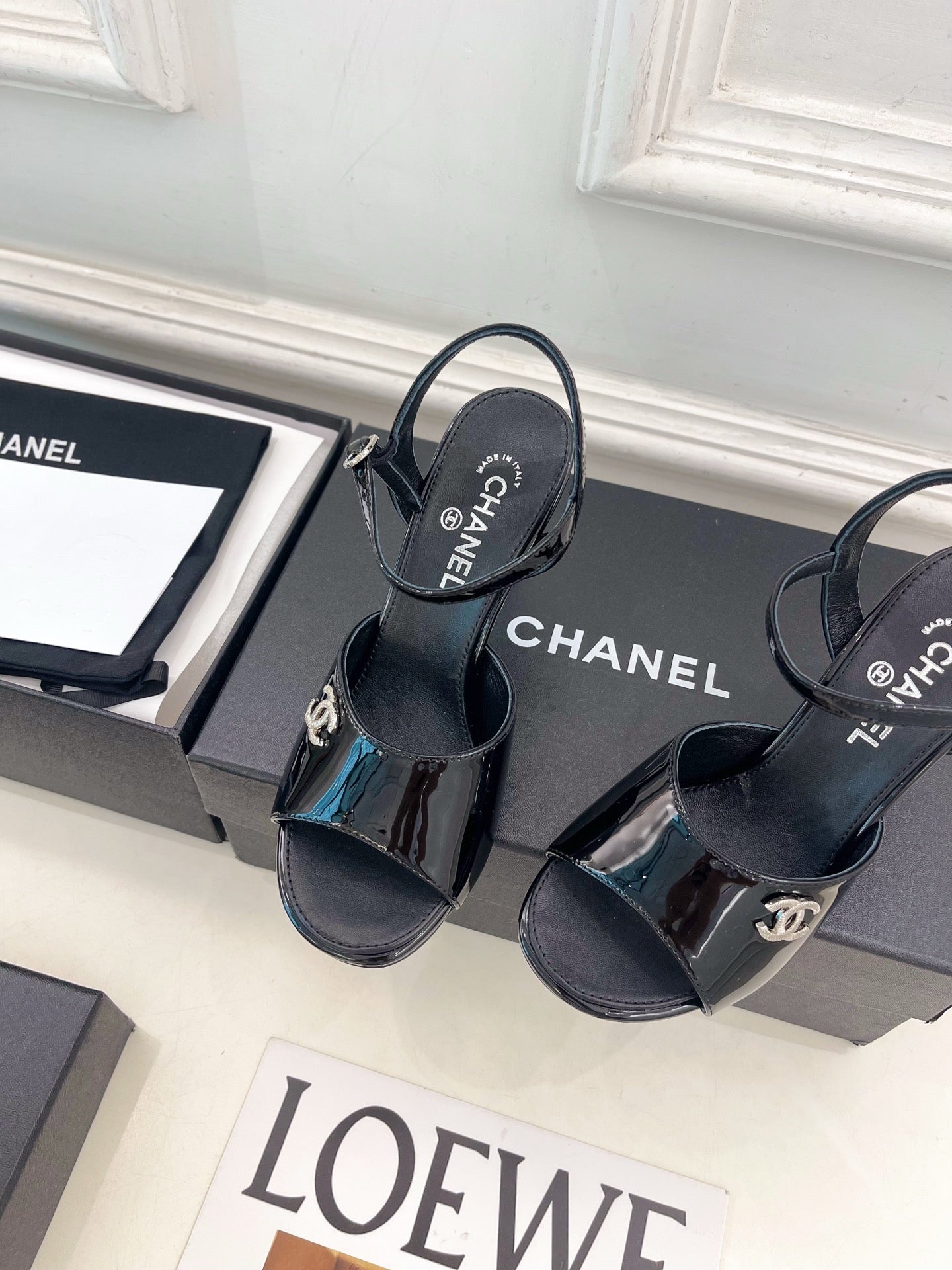 CC 26s Métiers d'Art Mary Jane Sandals 9cm Black Patent Leather 946926