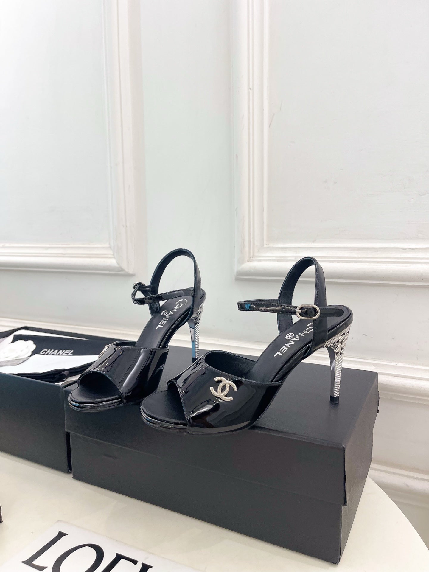 CC 26s Métiers d'Art Mary Jane Sandals 9cm Black Patent Leather 946926