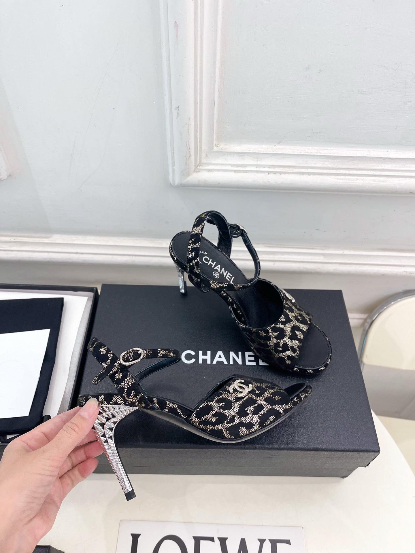 CC 26s Métiers d'Art Mary Jane Sandals 9cm Black Leopard Glitter Fabric Leather 946930